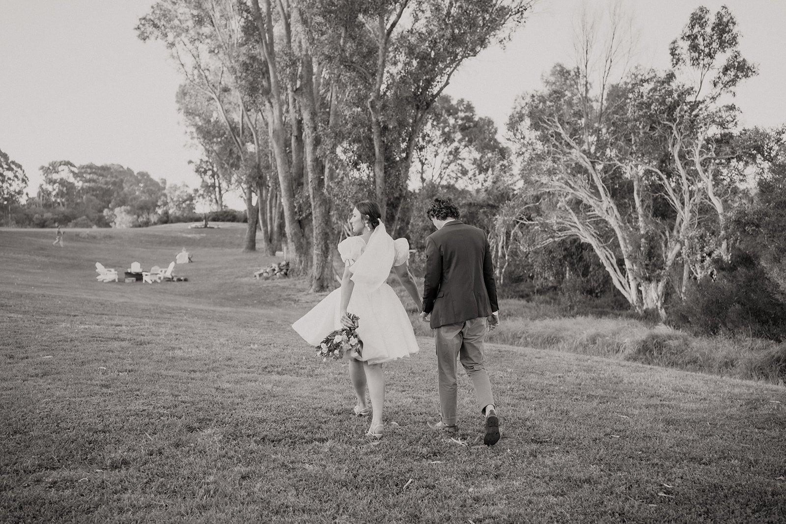 Tully Circle Veil

Images by Shaw Wedding Photography 