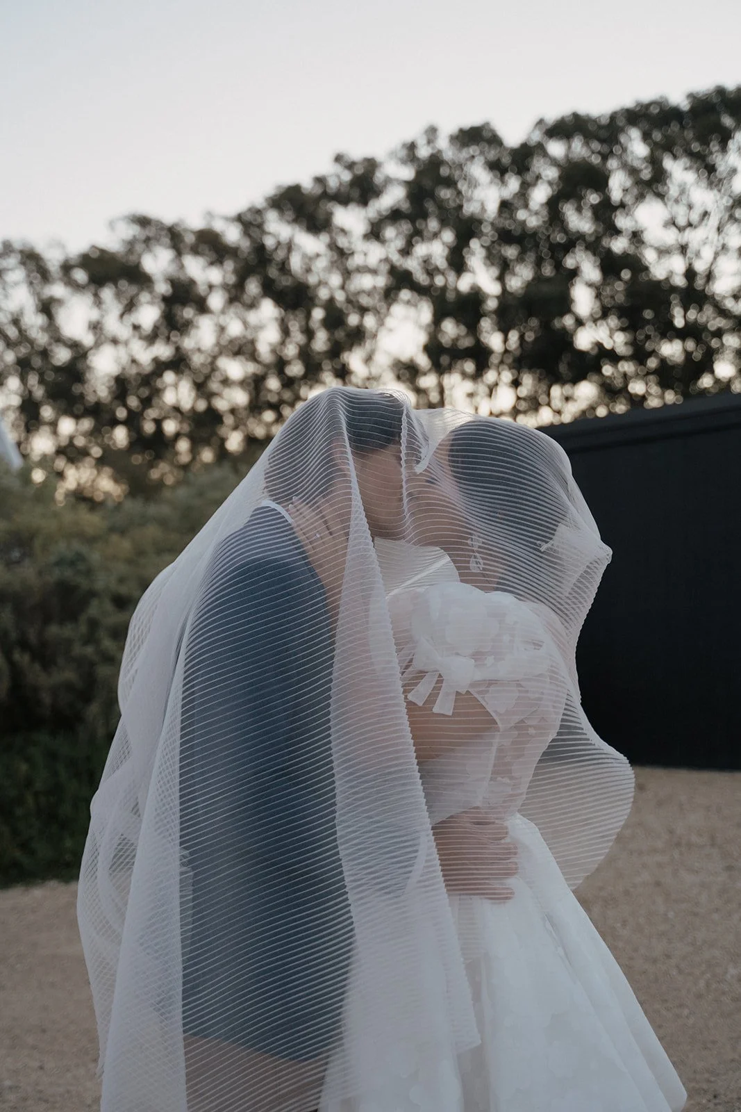 Tully Blusher Veil

Images by Shaw Wedding Photography 