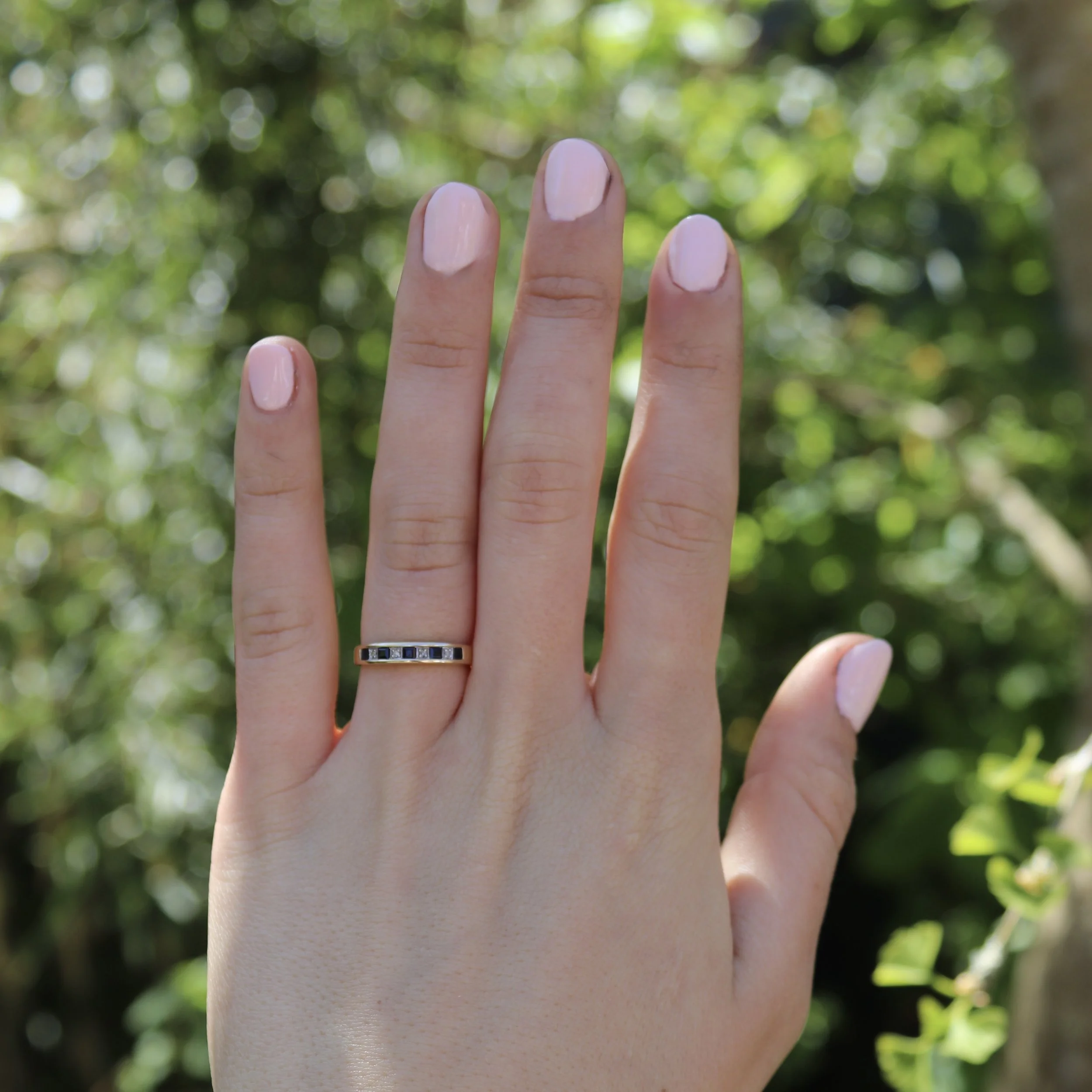 9ct gold sapphire diamond ring.jpg