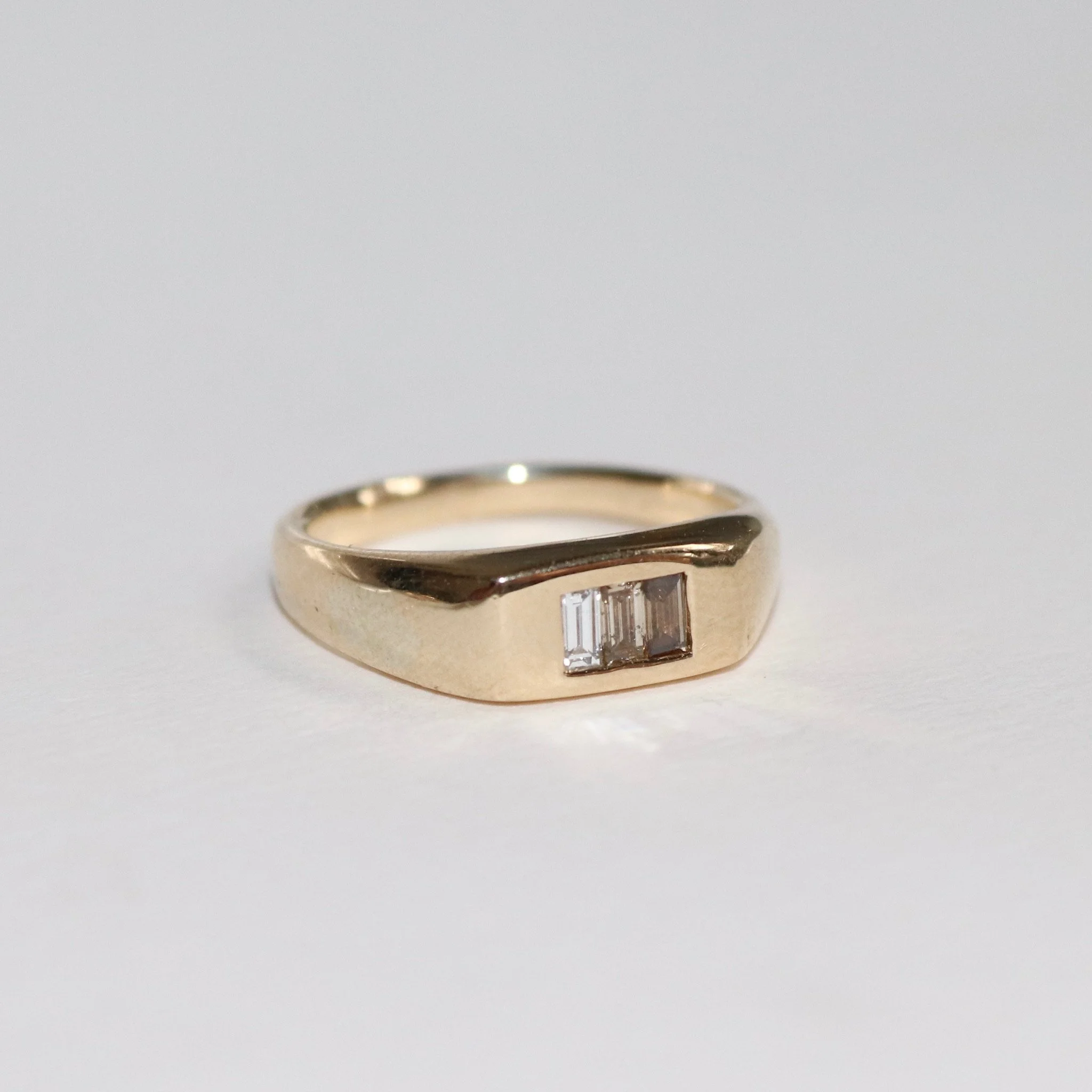 The New Monochrome Golden Signet Ring- White, Champagne & Cognac Diamond