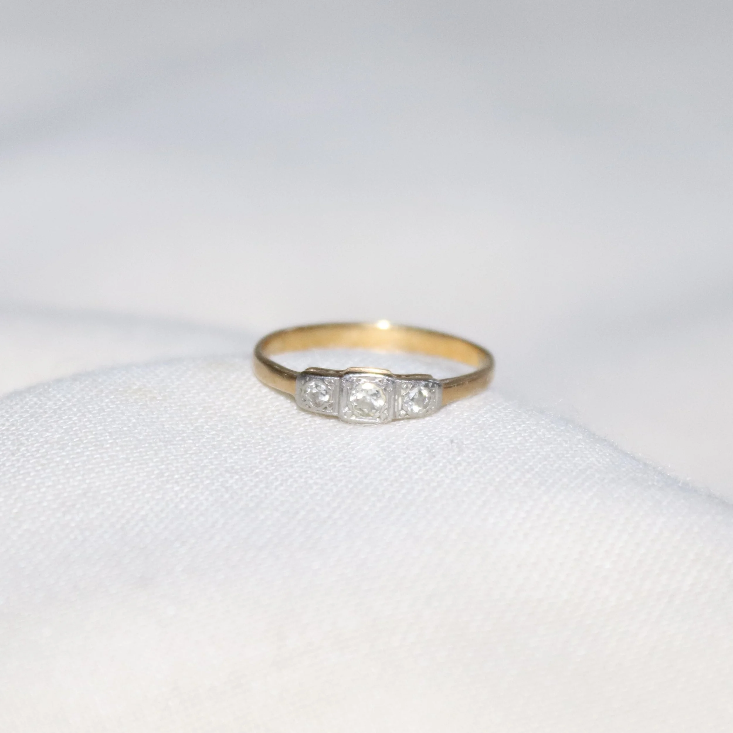 18ct plat and diamond.jpg