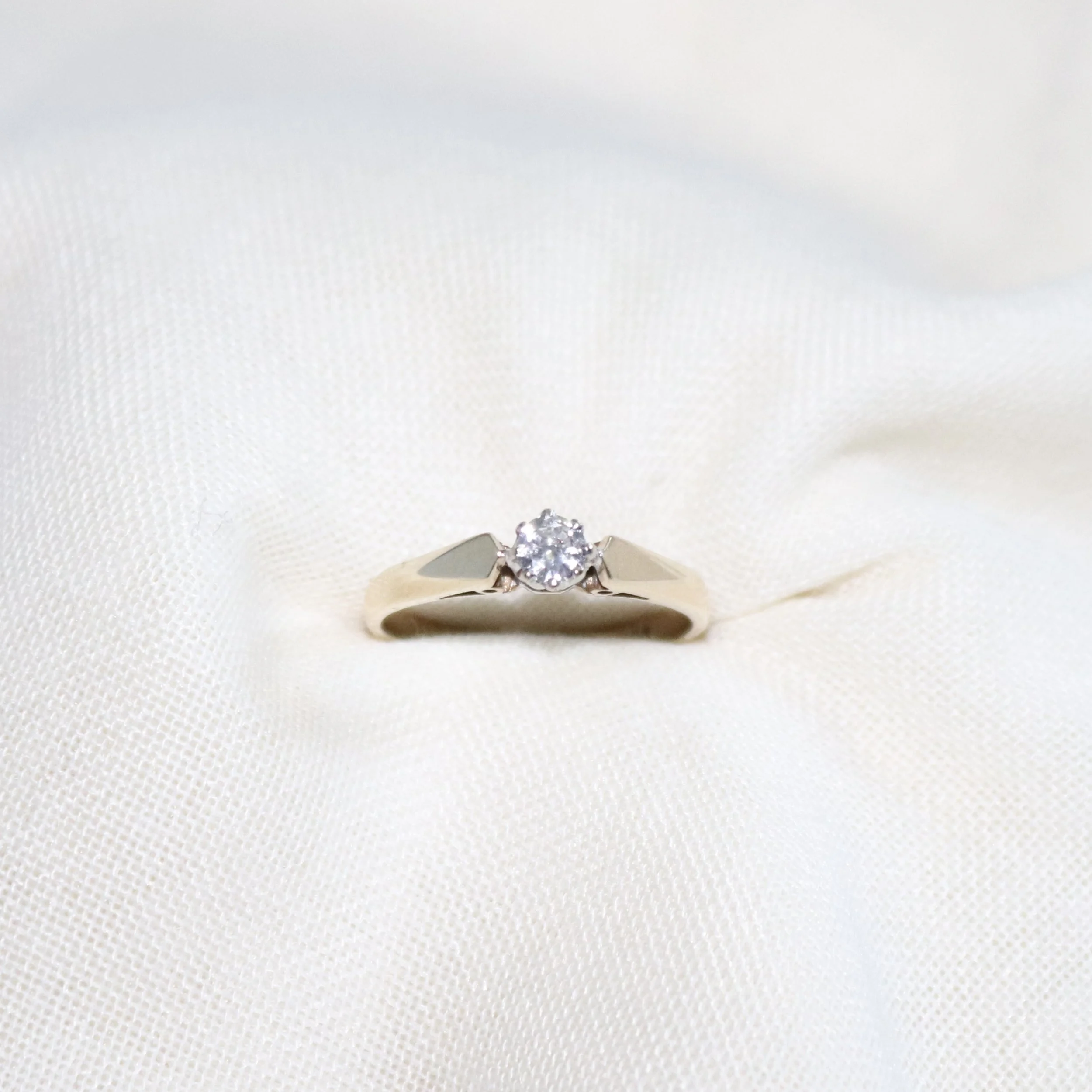 9ct diamond ring.jpg