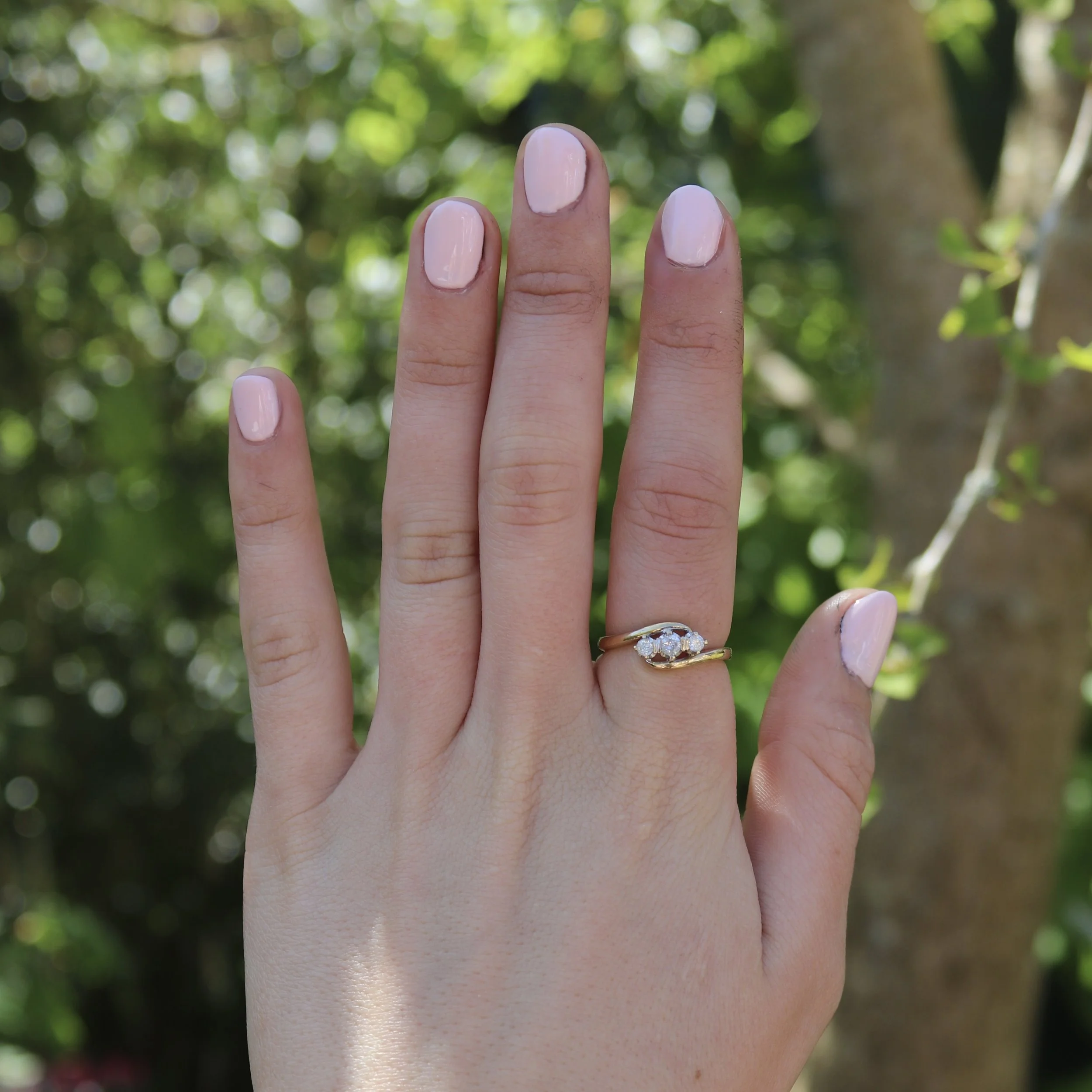 9ct gold diamond trilogy ring.jpg