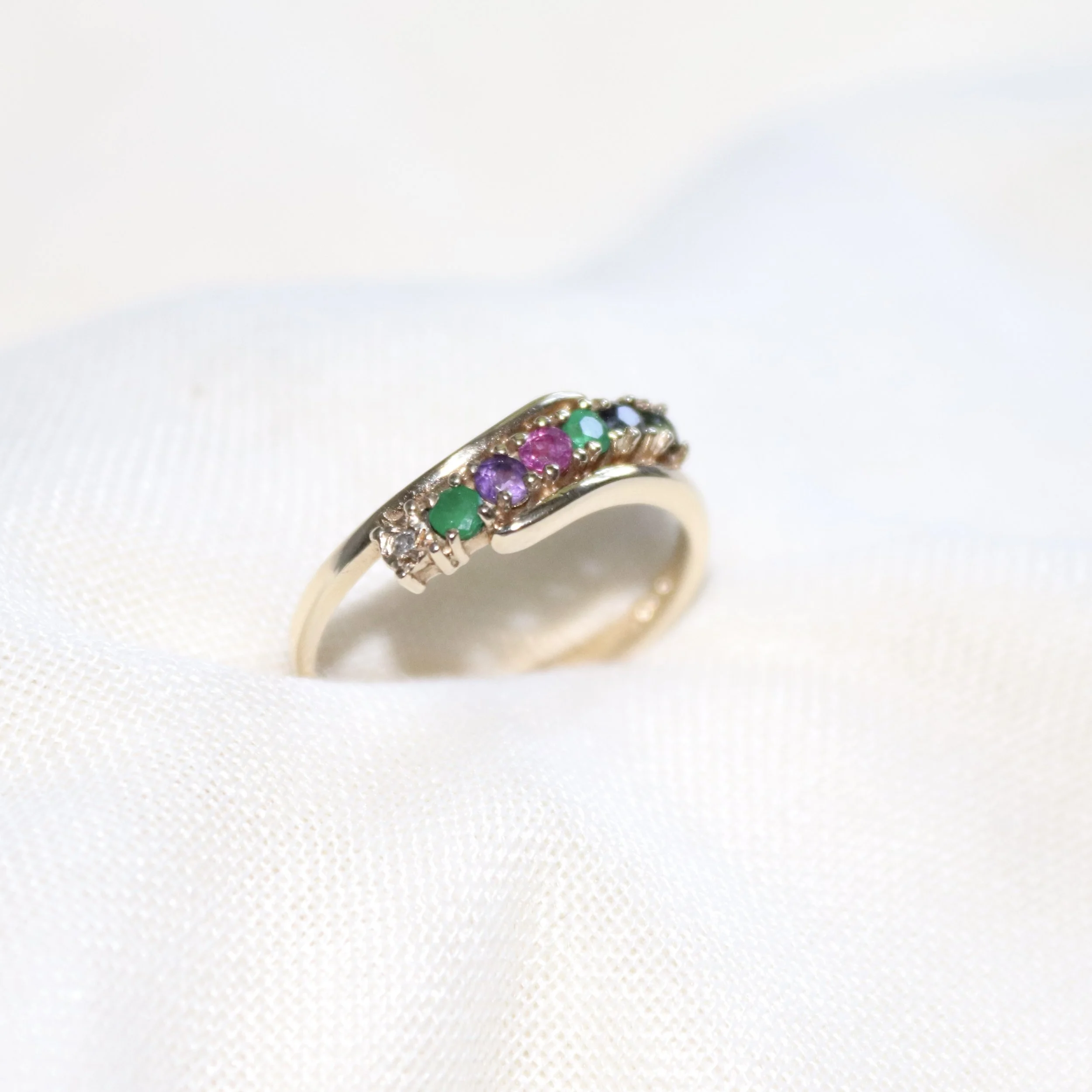 9ct Gold 'Dearest' Ring