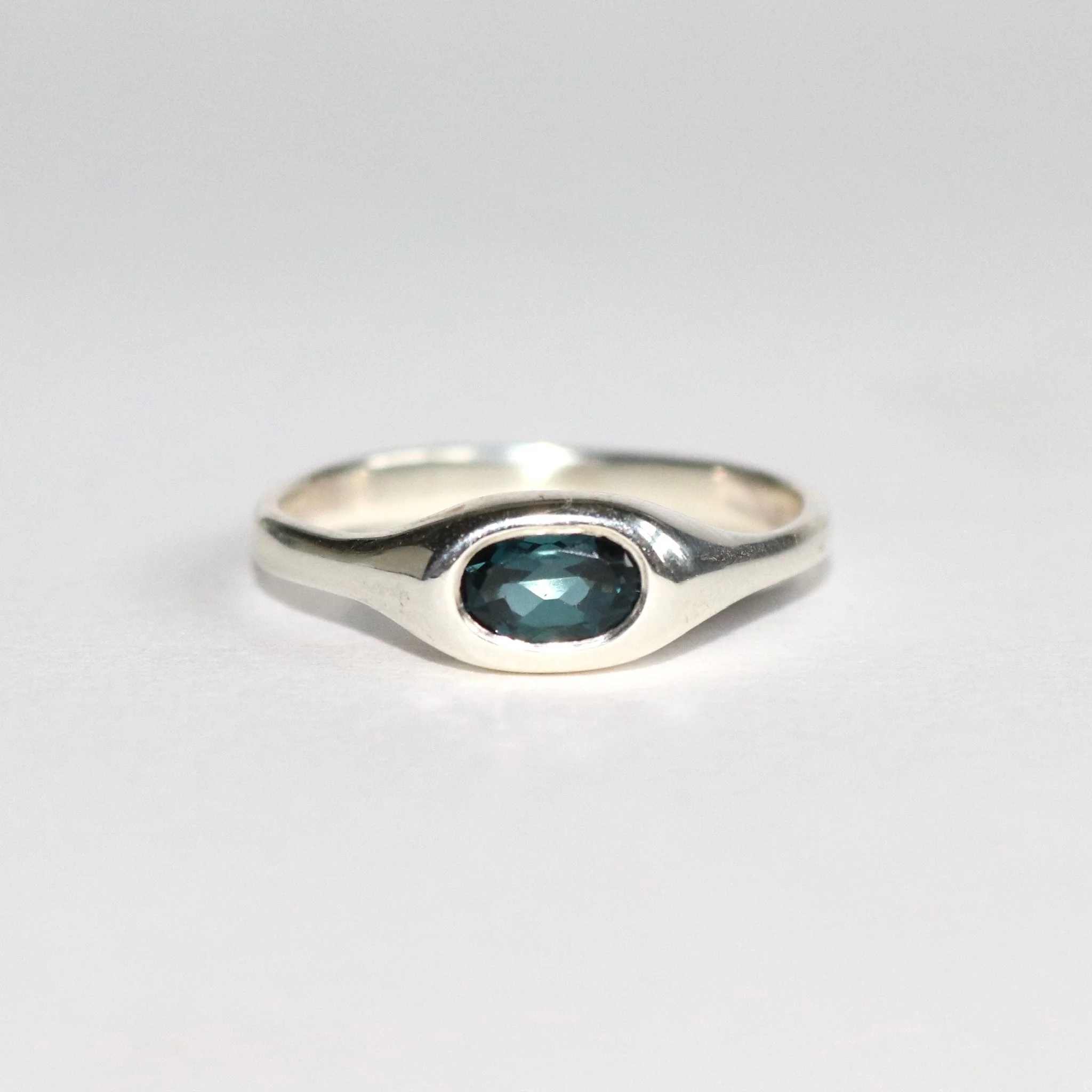 silver oval signet ring.jpg