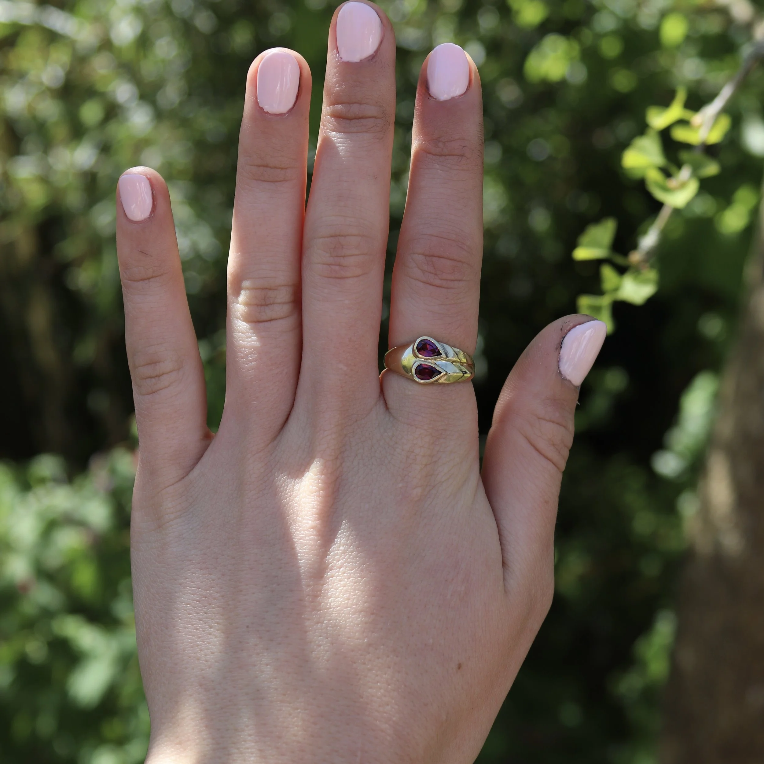 9ct gold rhodalite garnet.jpg