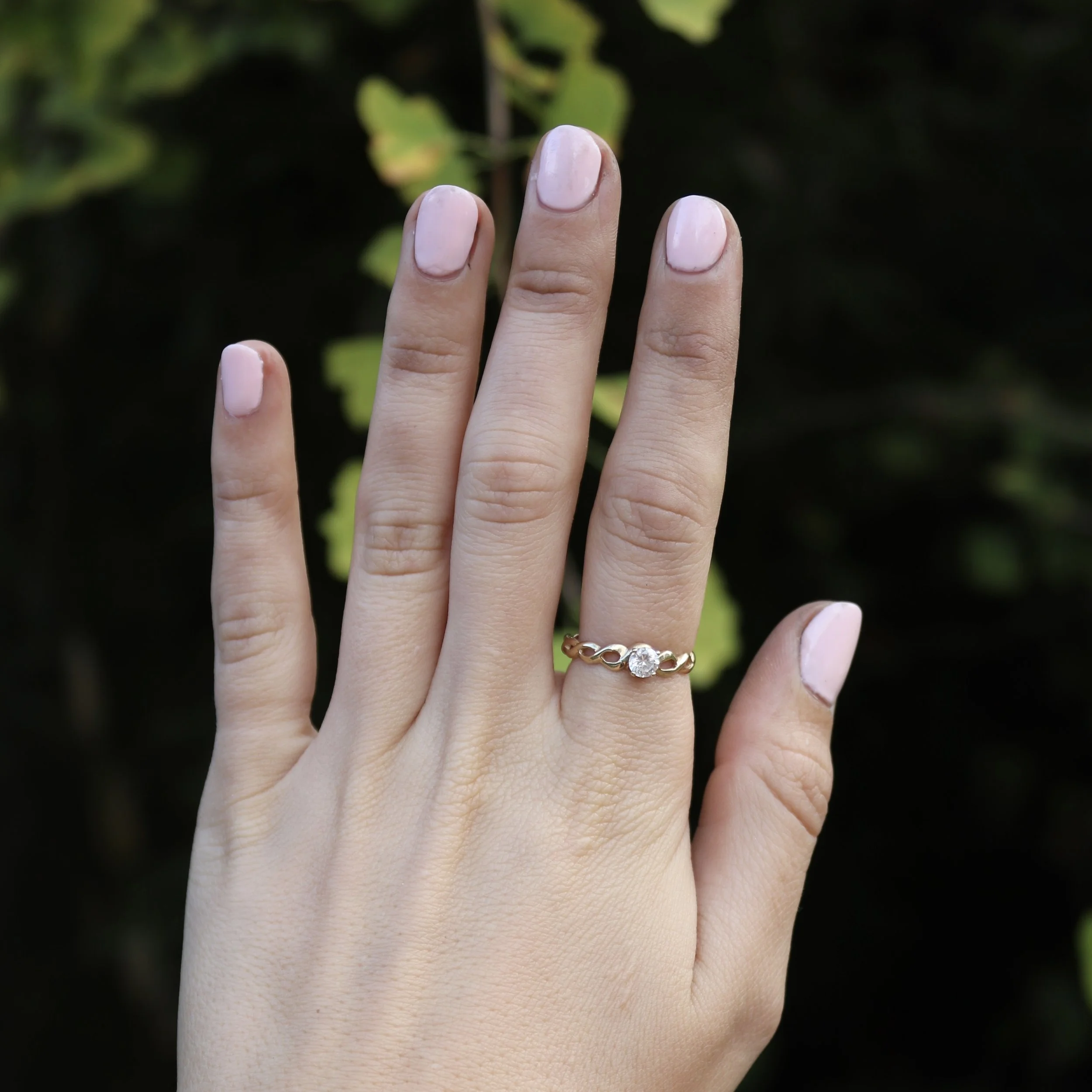 9CT WOVEN BAND CZ RING.jpg