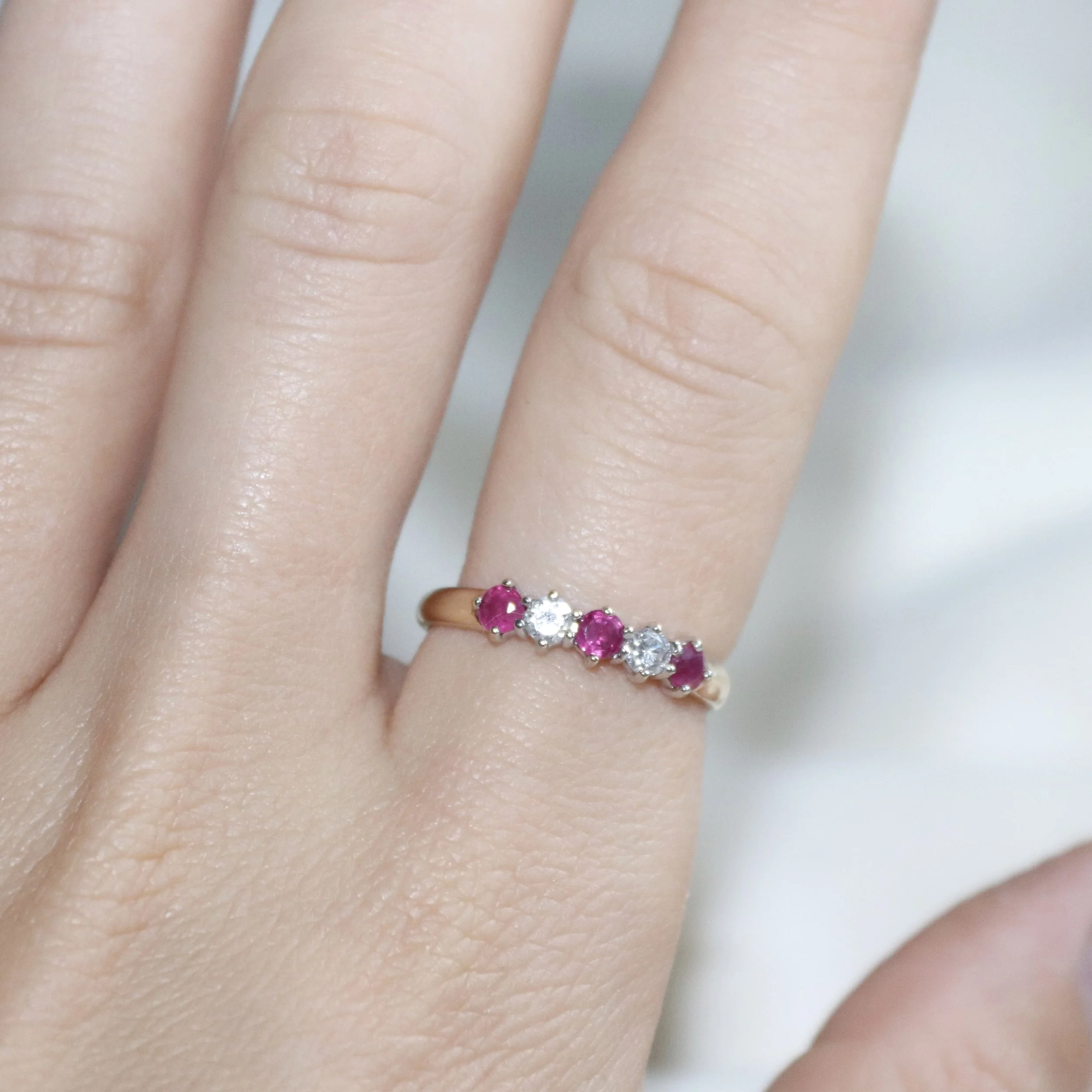 9ct ruby row ring.jpg