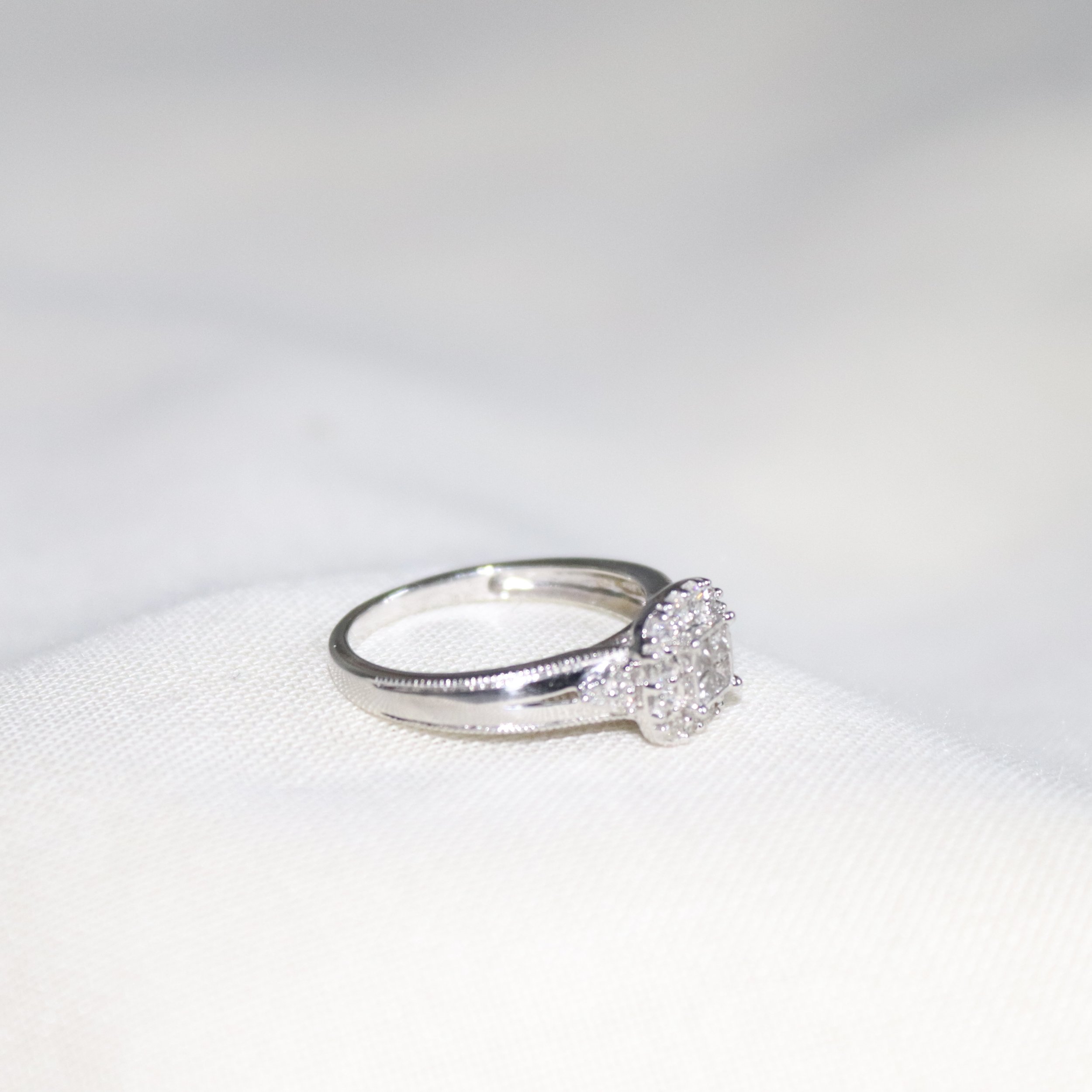 diamond white gold ring .jpg