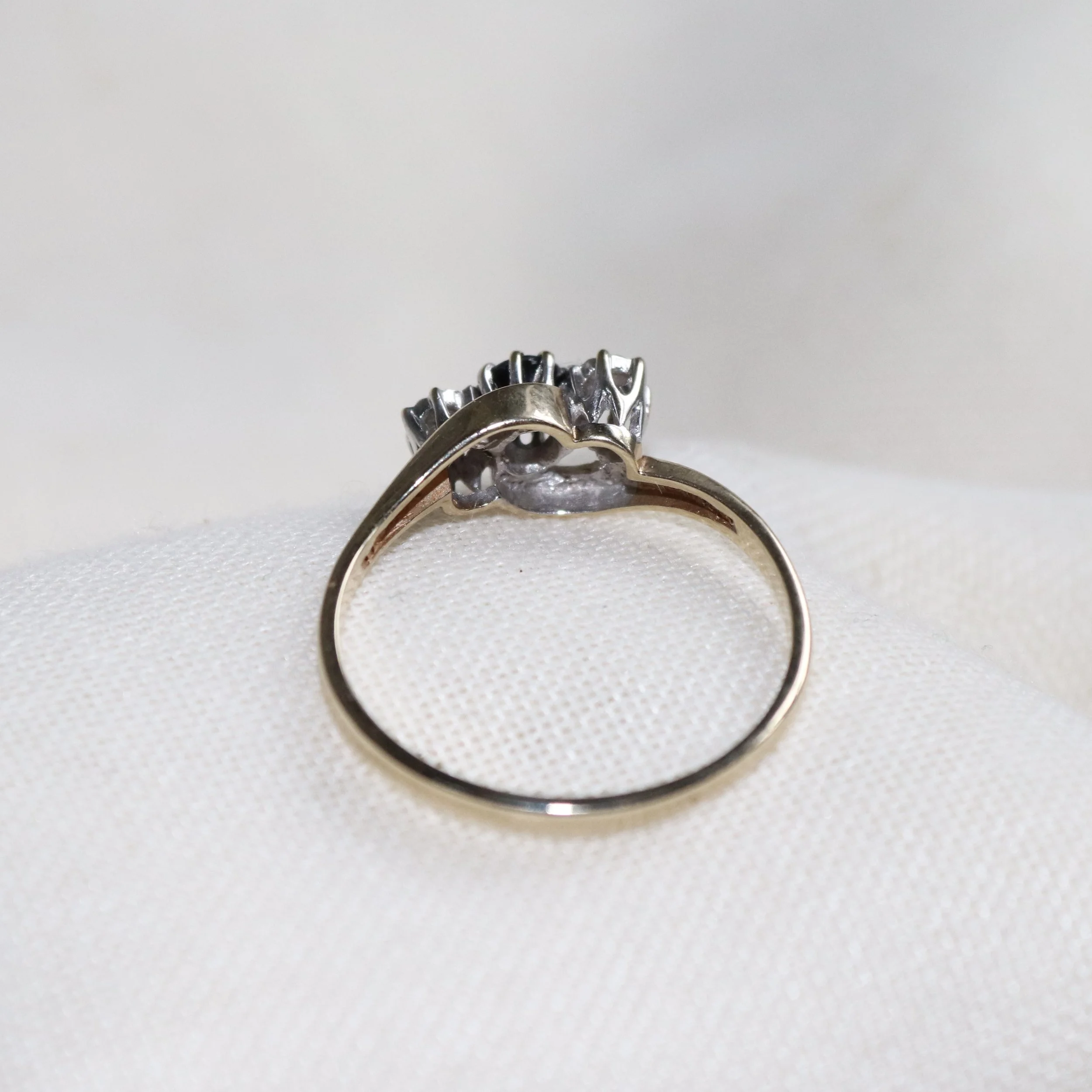 saphhire and diamond vintage gold ring.jpg