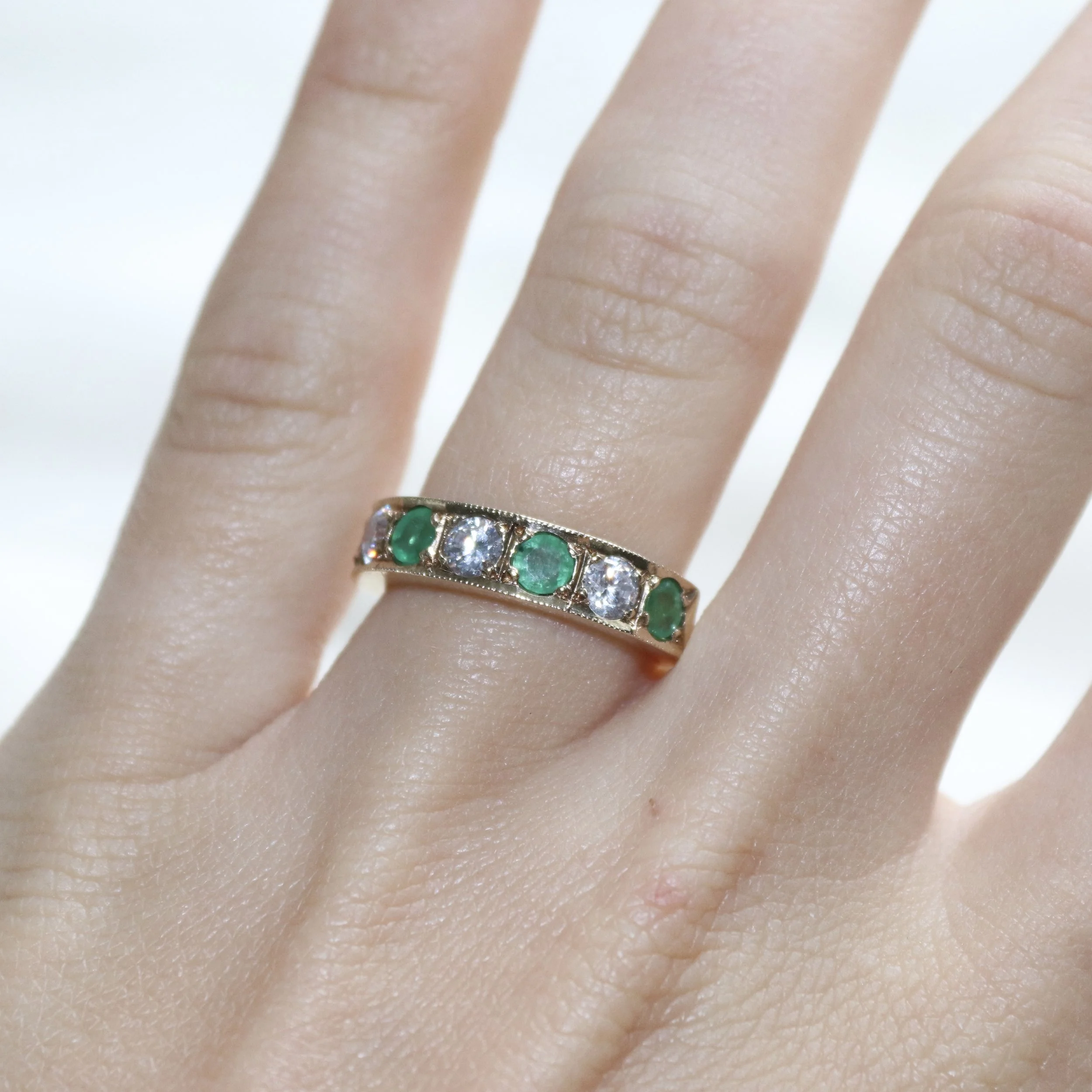 9ct gold white cz ring.jpg