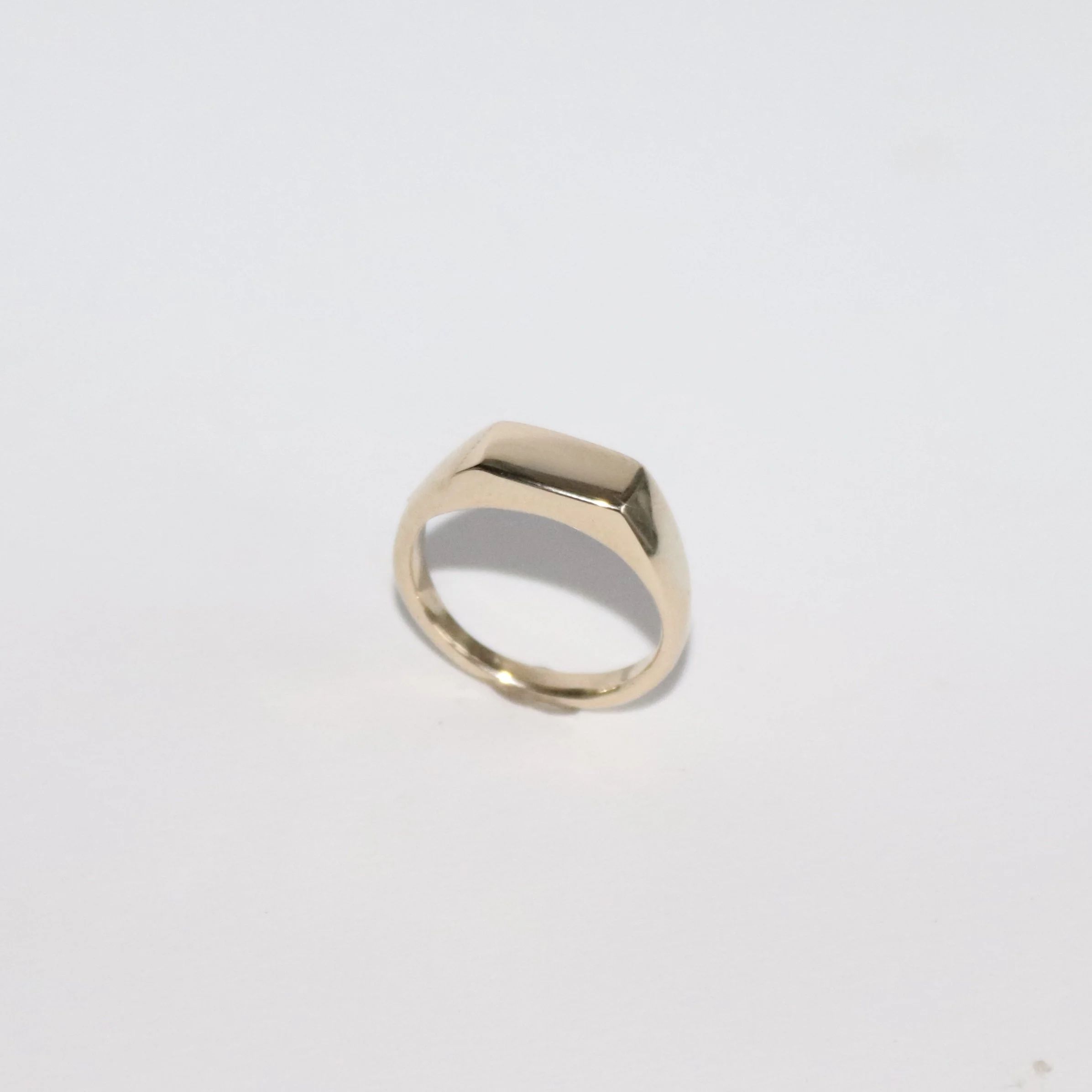 9ct gold bespoke handmade signet ring.jpg