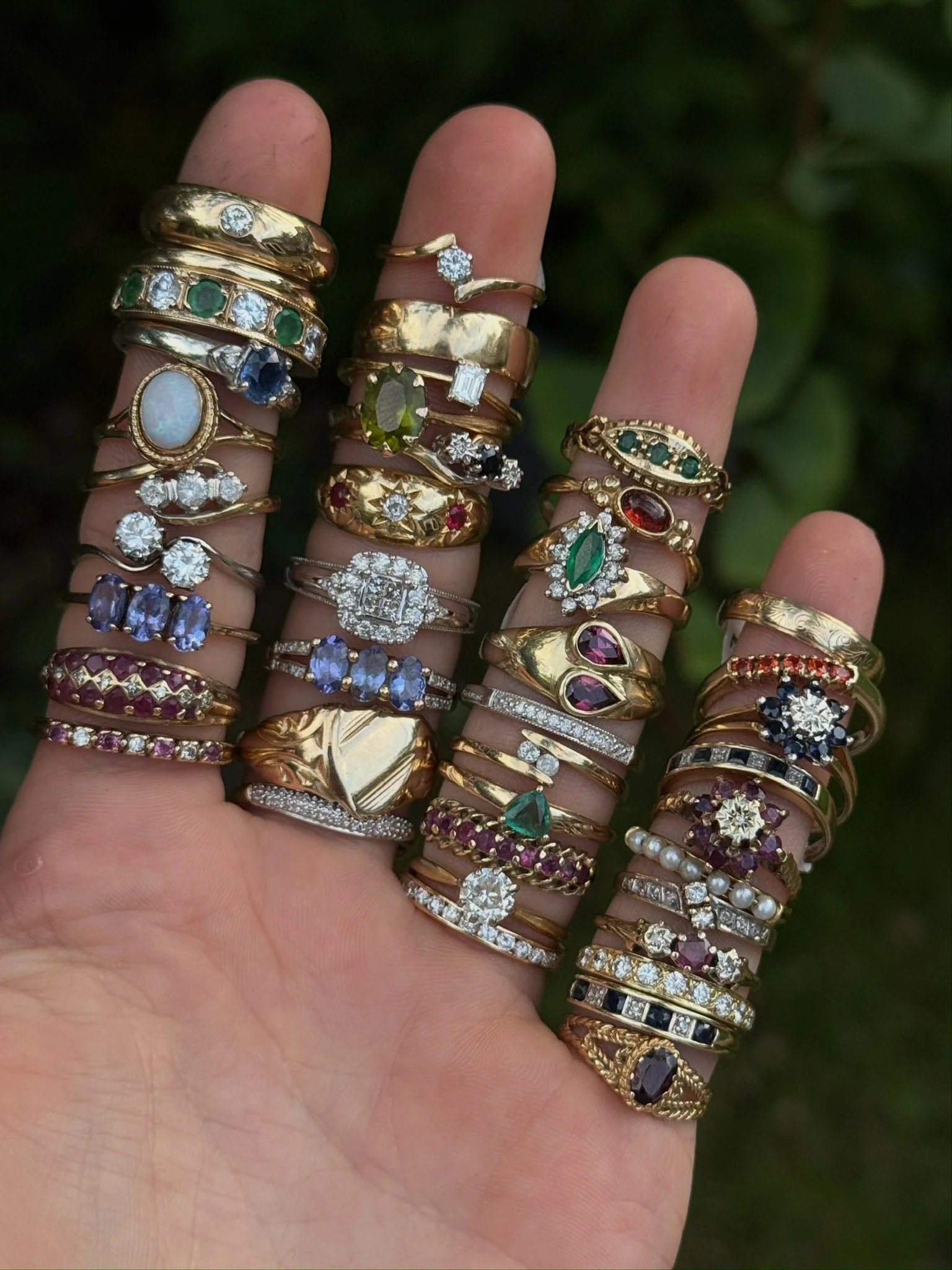 Vintage gold ring waterproof