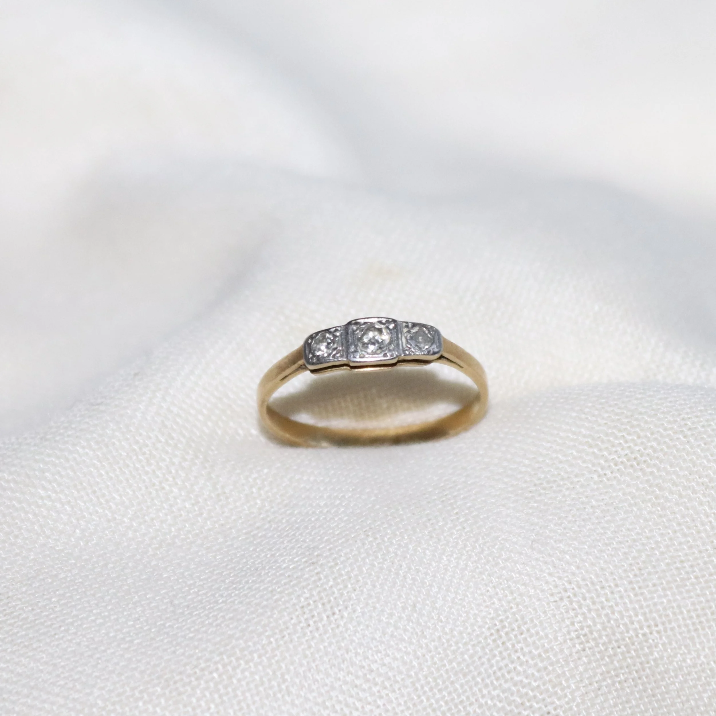 18ct vintage art deco.jpg