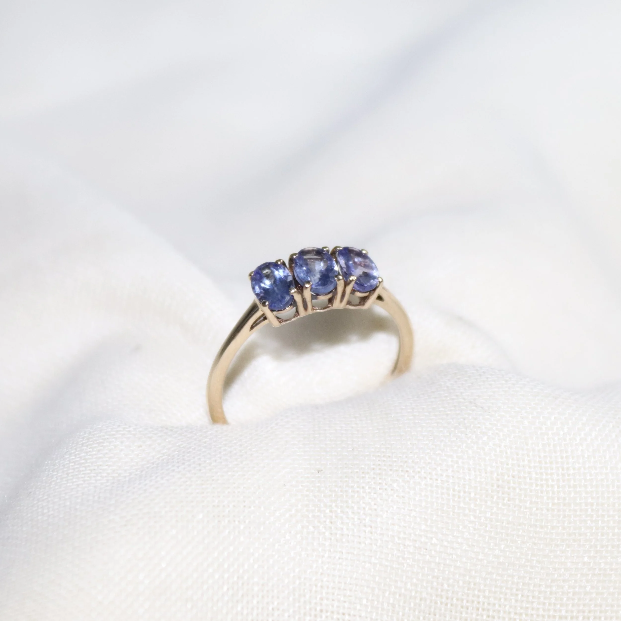 vintage tanzanite ring.jpg