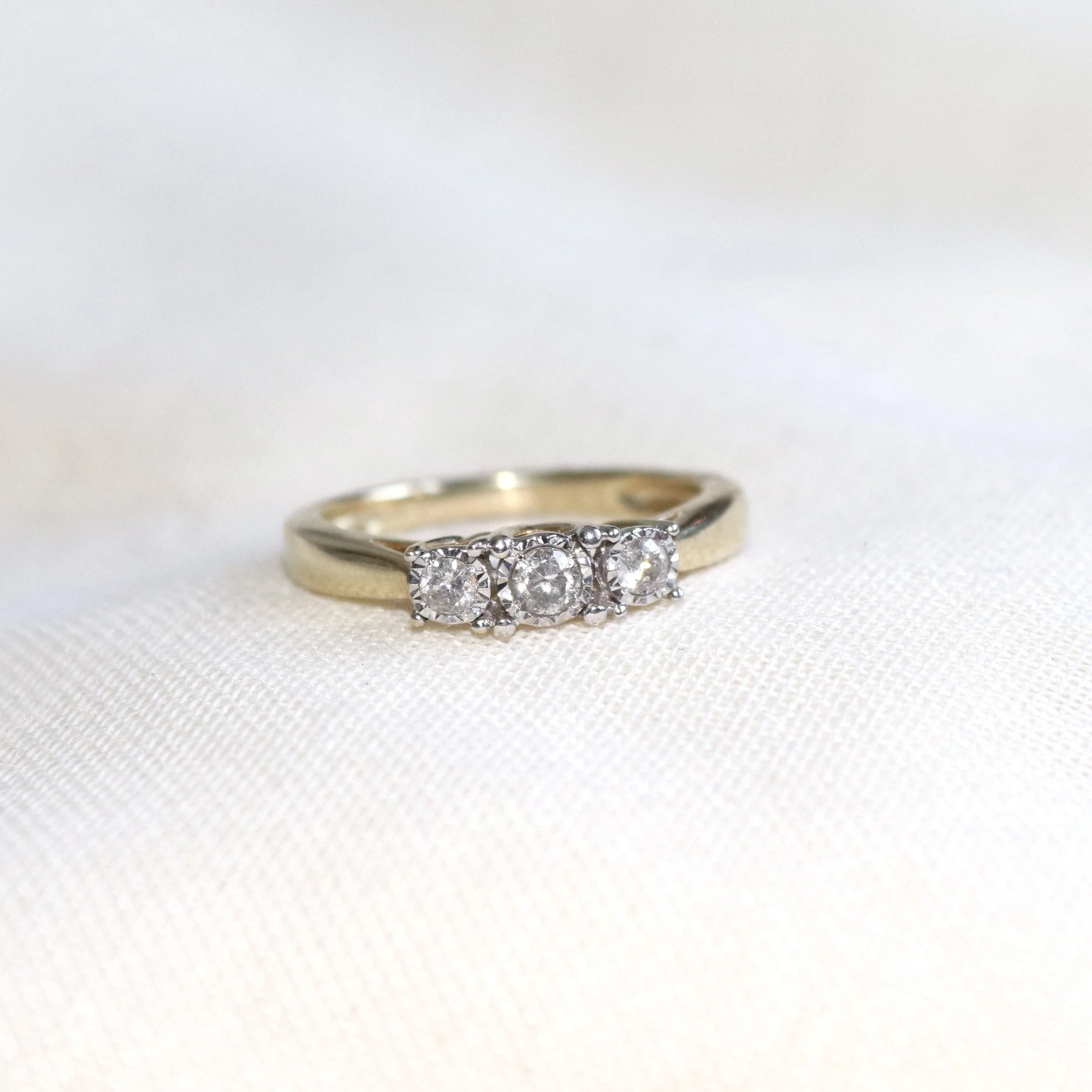 9ct Gold Diamond Trilogy Ring