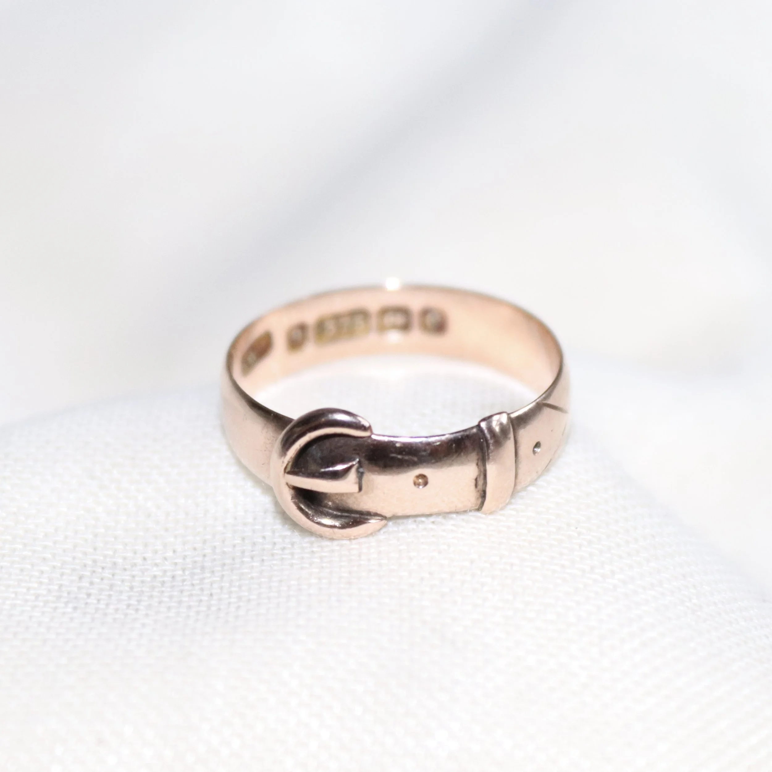 9ct rose gold antique ring.jpg