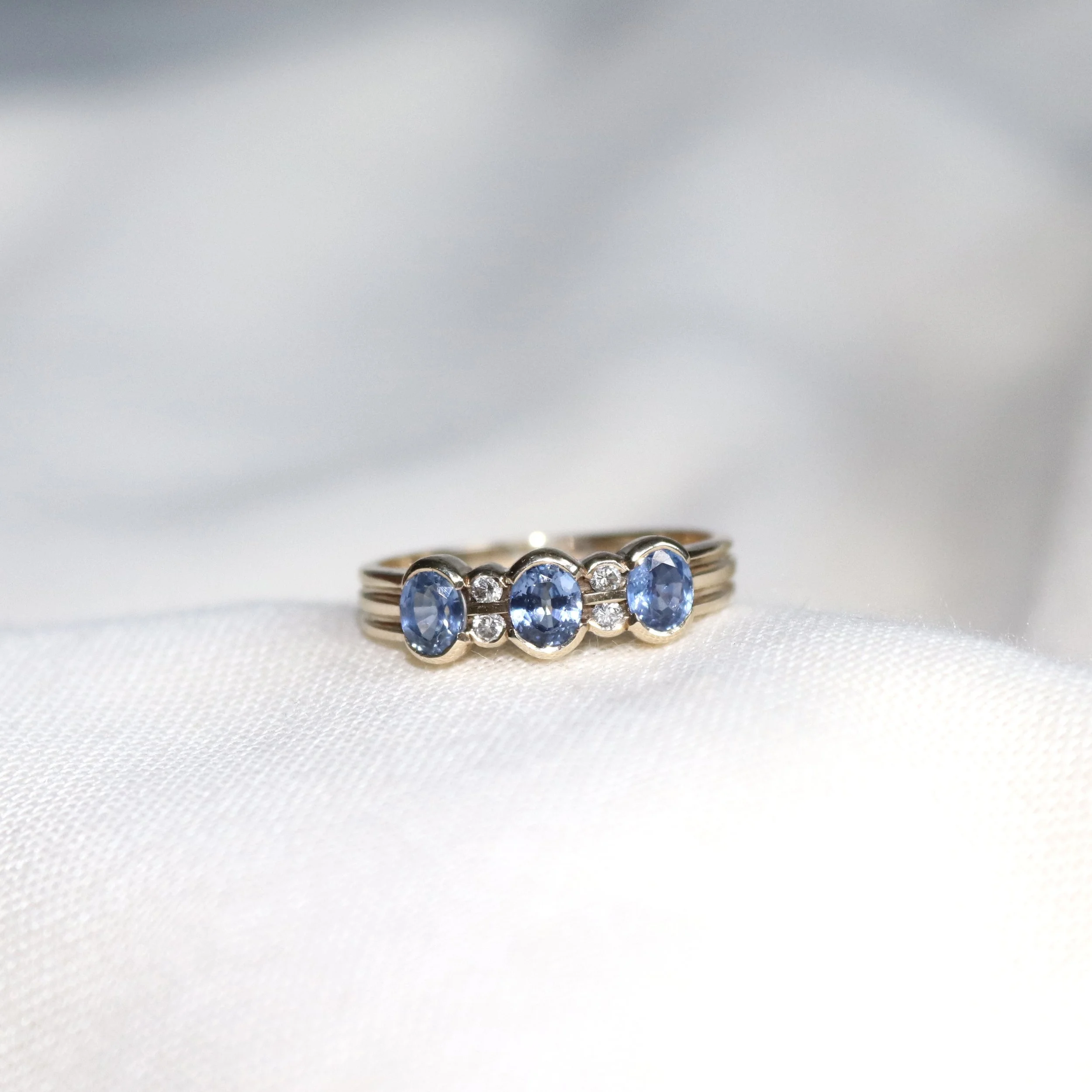preloved blue sapphire and diamond ring.jpg
