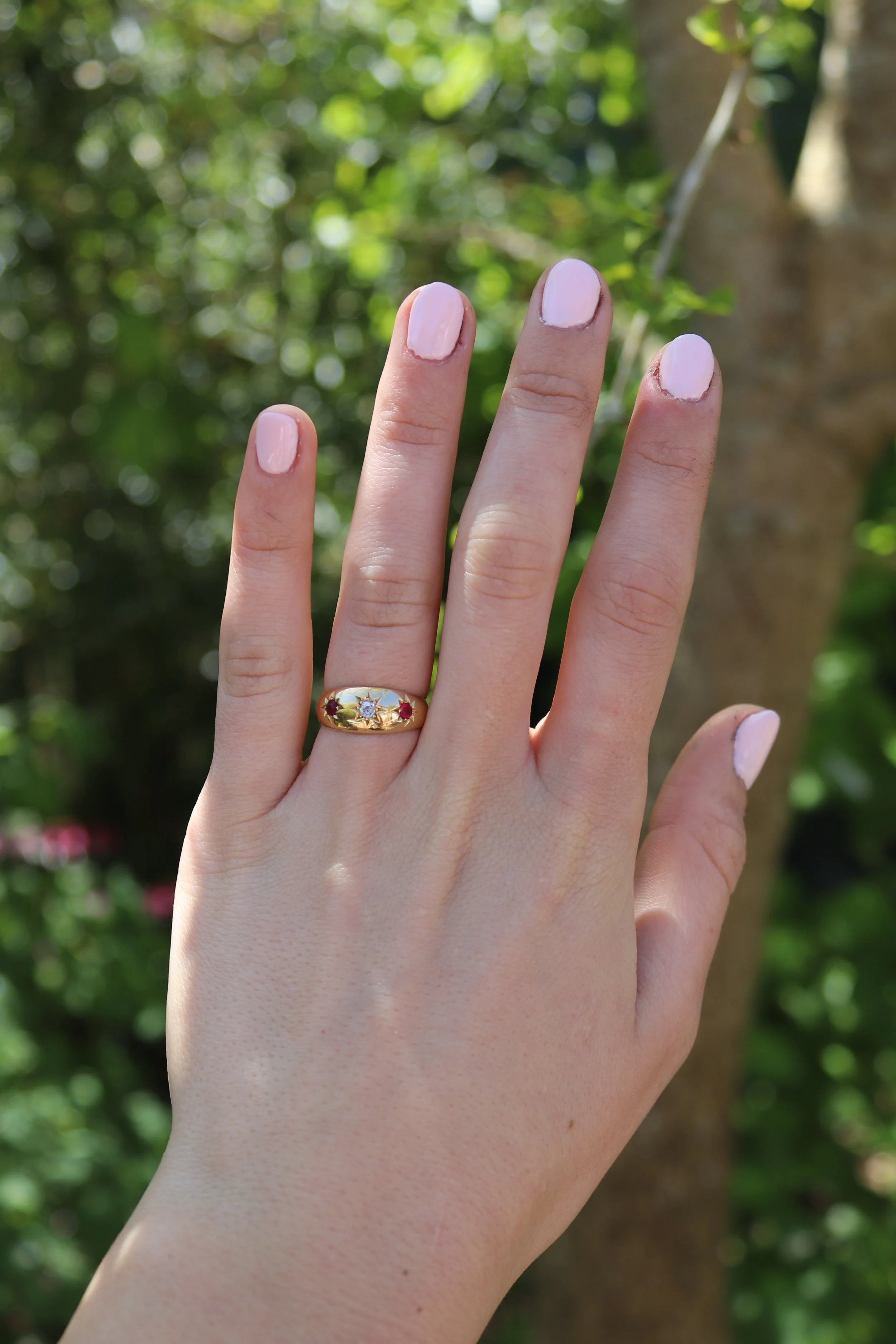 18ct gold antique ring.JPG