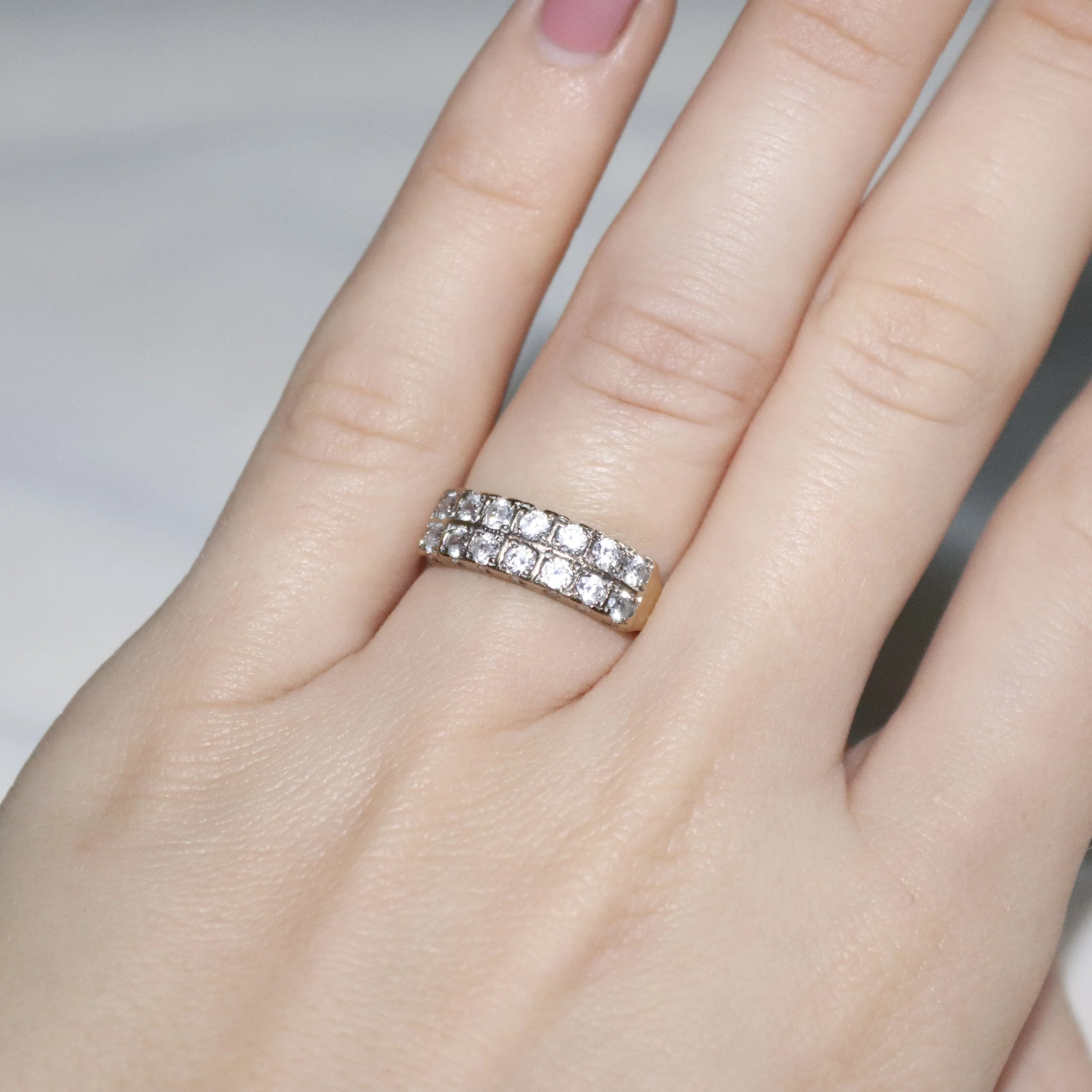 9ct white cz row ring.jpg