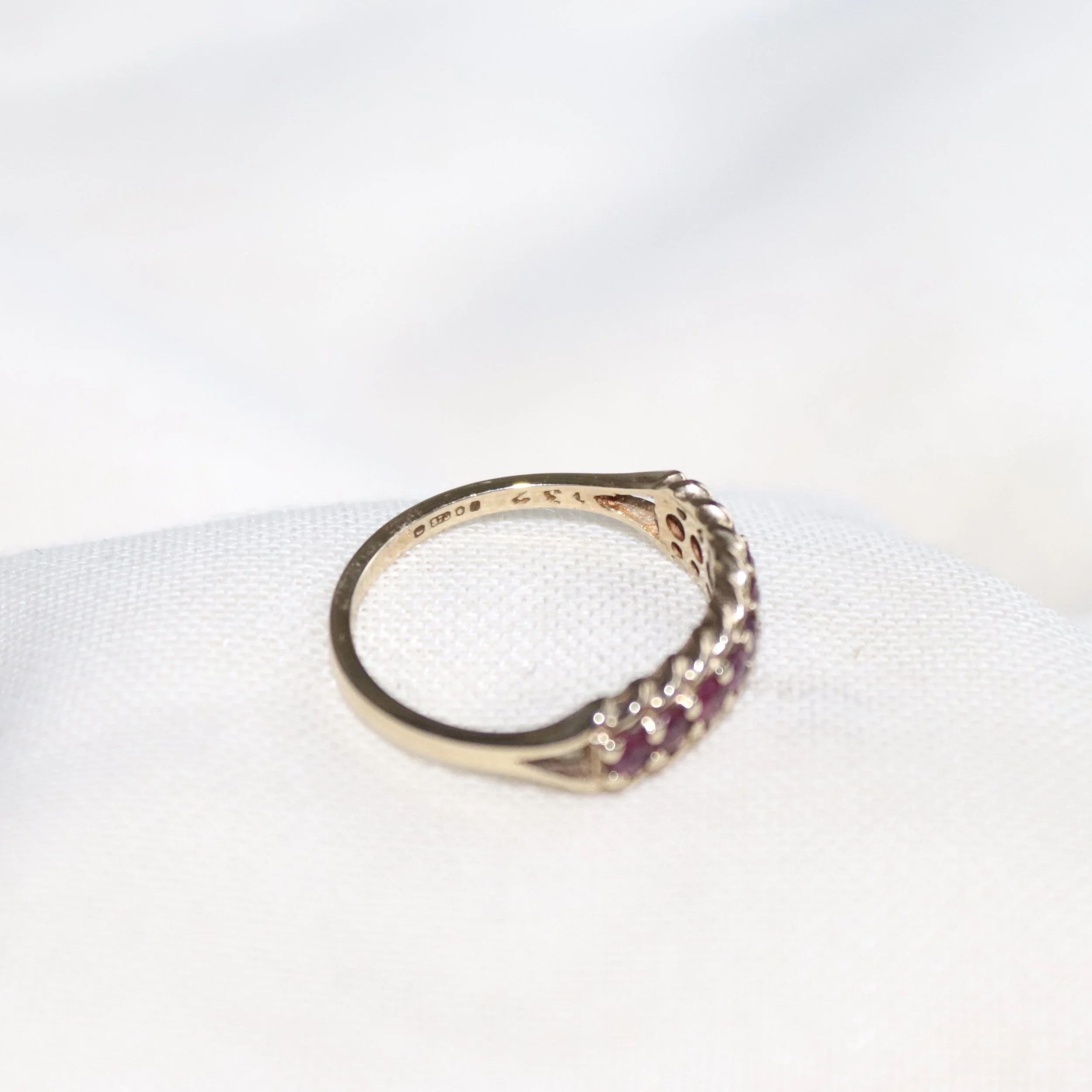 9ct gold pink ruby ring.jpg