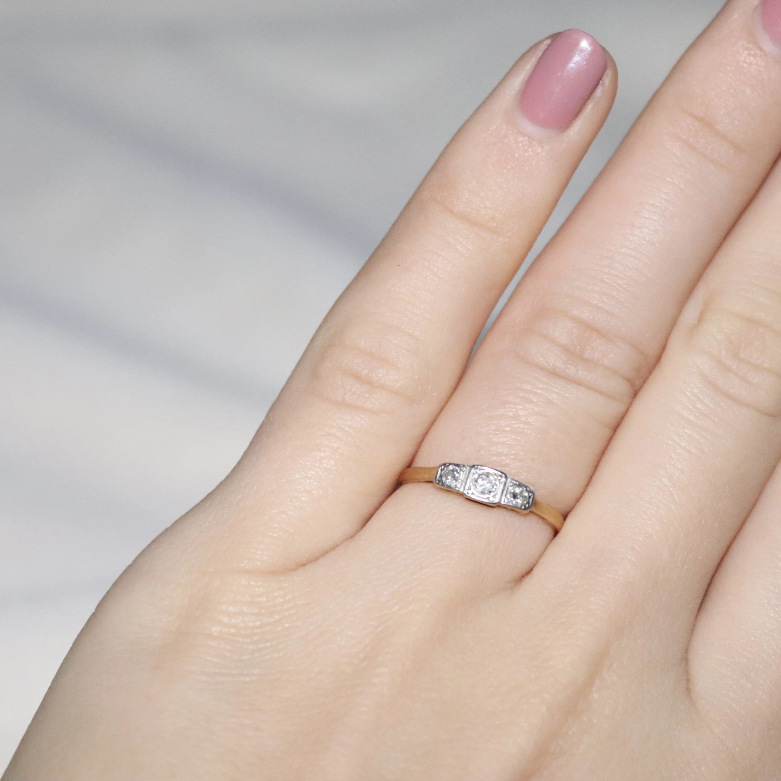 18ct platinum diamond ring.jpg