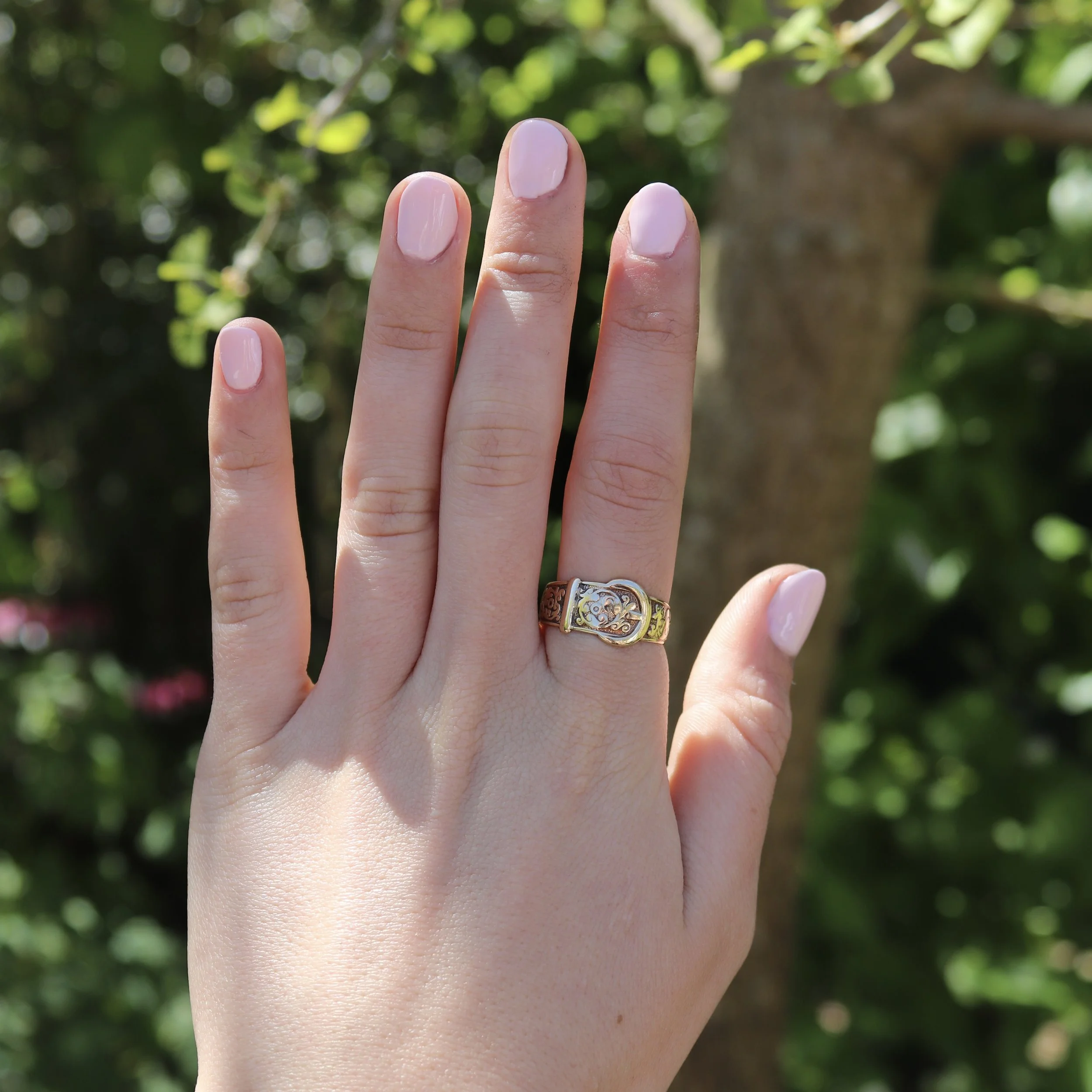 9ct gold belt buckle ring.jpg