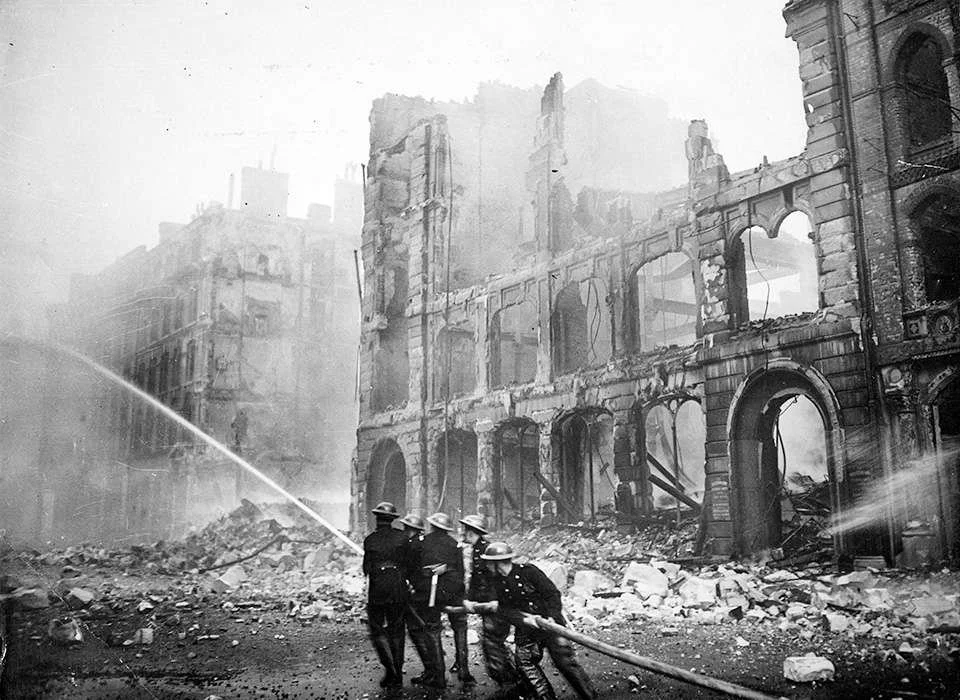 The Blitz: London at War