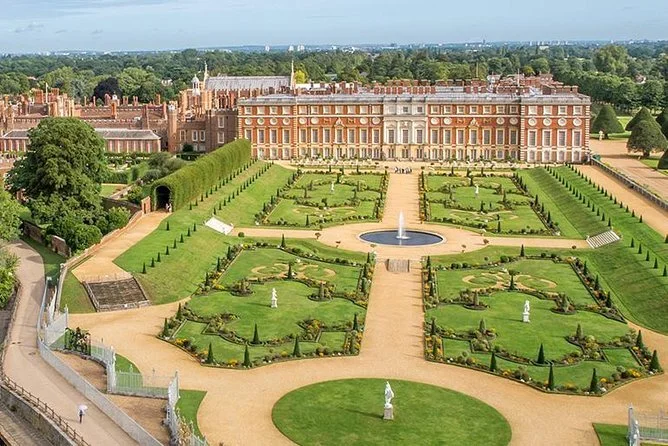 Hampton Court Palace