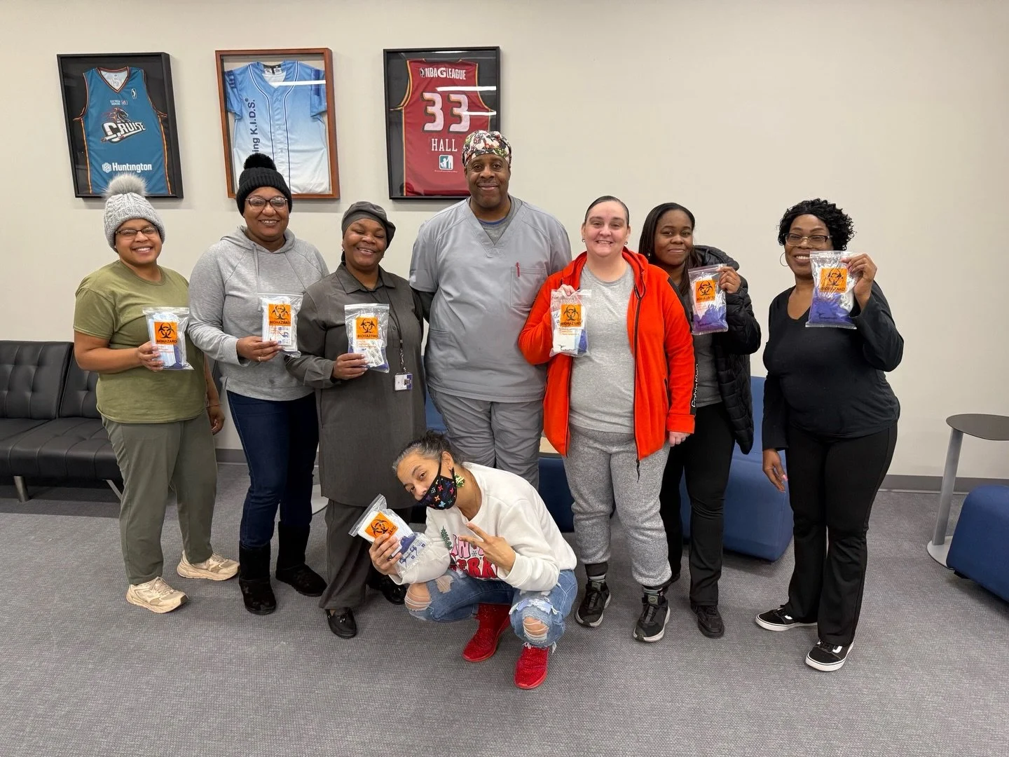 This month&rsquo;s Parent Choice Chat was powerful and informative. 💬
Parents learned what disaster preparedness means, why having a family emergency plan matters, and how to build emergency kits; including go-bags, first aid kits, blankets, water, 