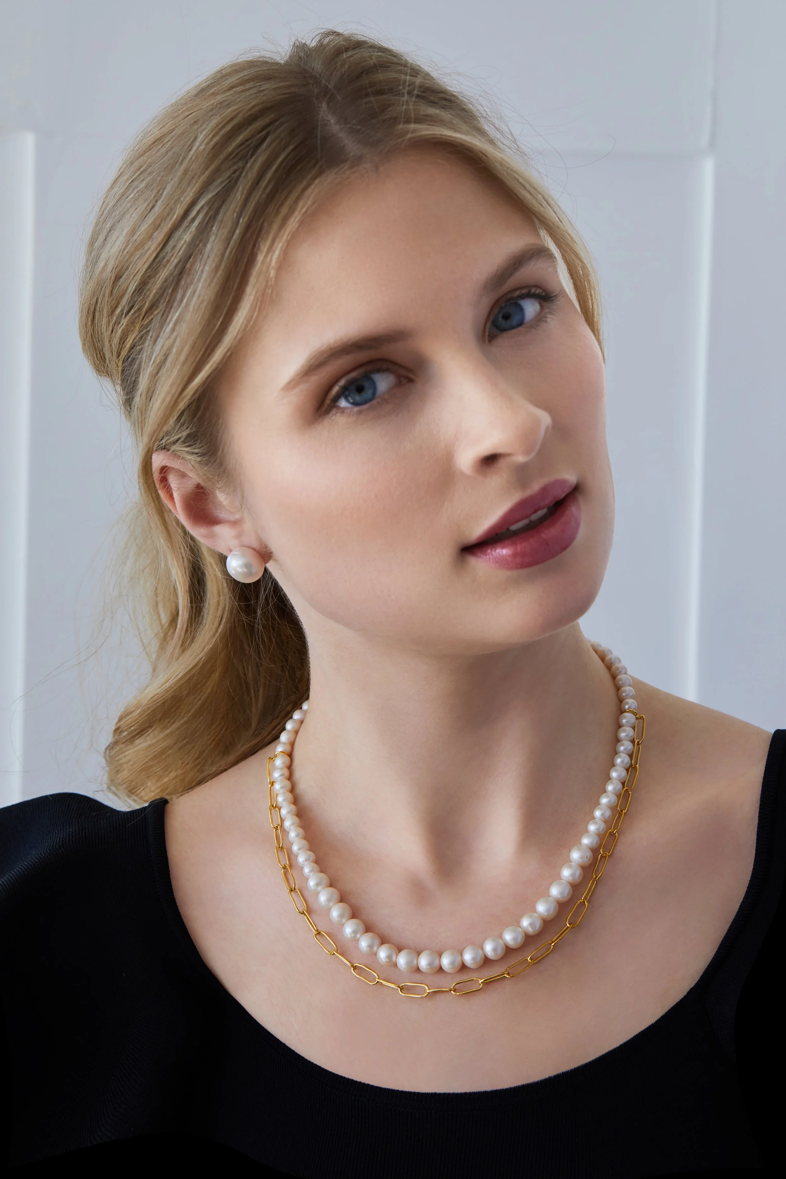 Catalog_JF21_P58_Pearls_2557 copy.jpg