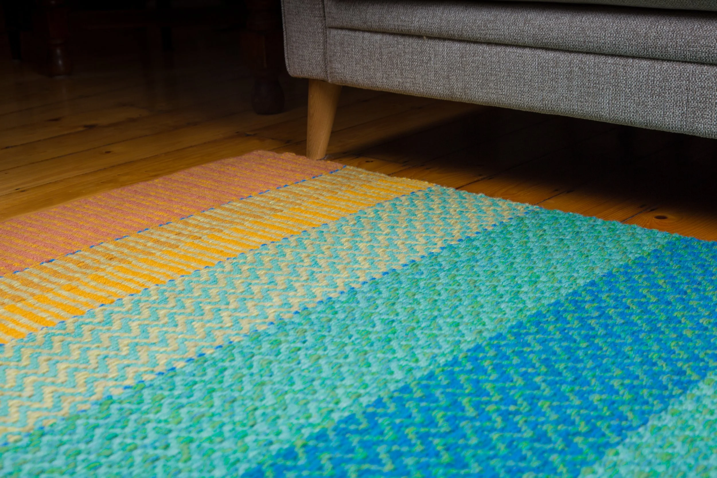 Floor rug. Rosepath weave. 90 x 180cms..JPG