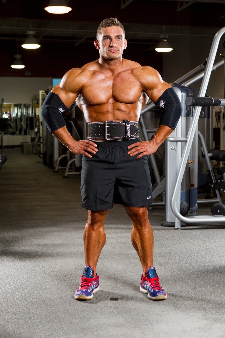 Model 1136 Elbow Sleeve Model.jpg