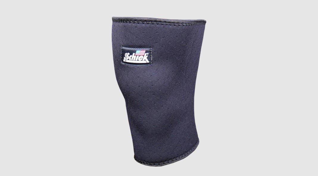 Model 1150 Knee Sleeves.jpg