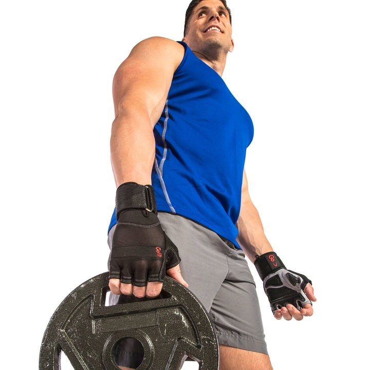 Mens Xtreme AG Training Glove Model 2.jpg