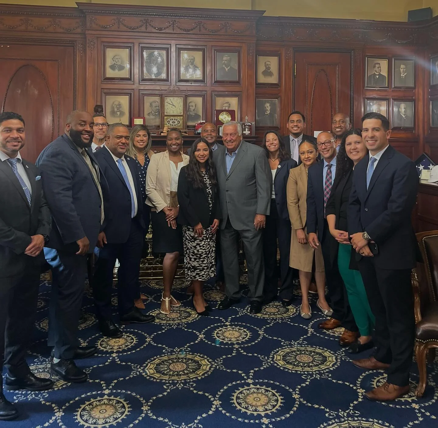 Today, the MBLLC met with Speaker Ron Mariano to discuss Caucus priorities for this legislative session. We appreciate his time, partnership and the opportunity to discuss how we can best address the issues most affecting Black and Latino communities