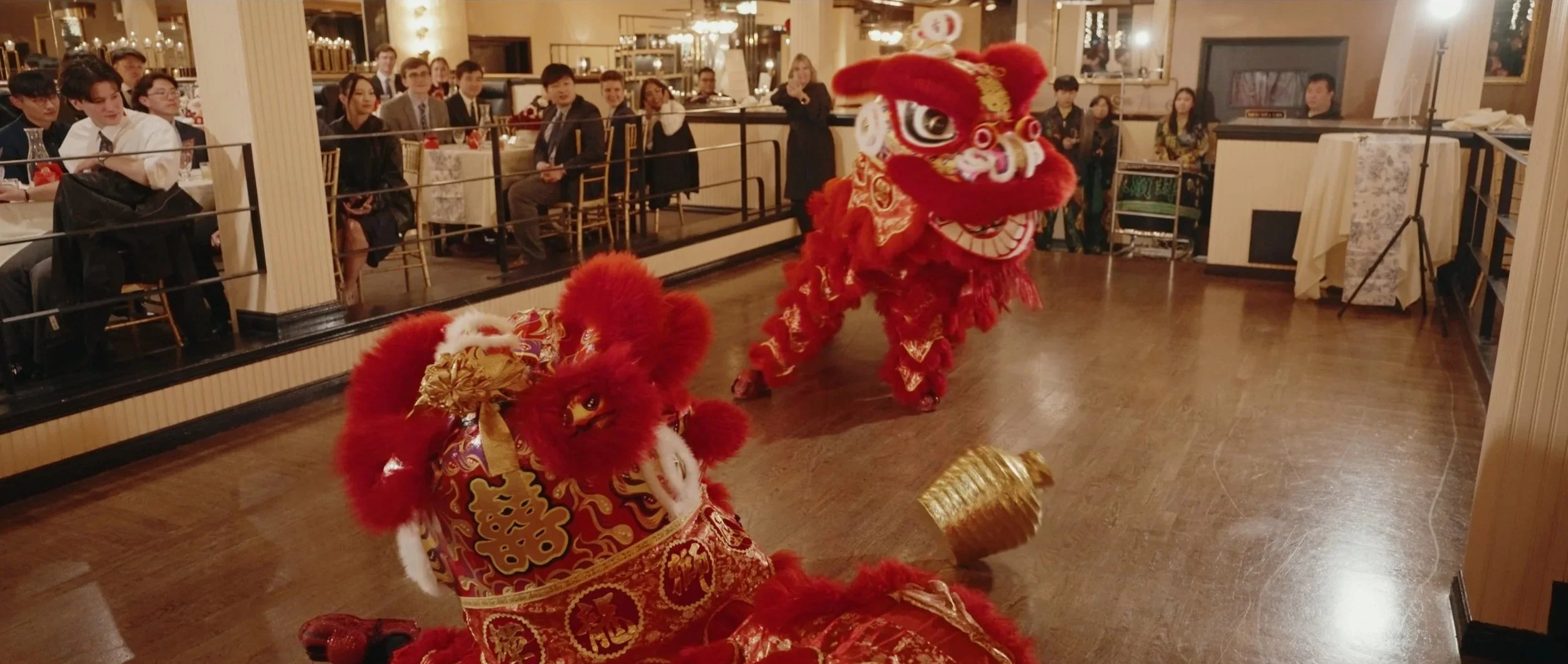 Surprise Chinese lion dance during the reception, Imperia Lake Union, Seattle — Everseed Visuals