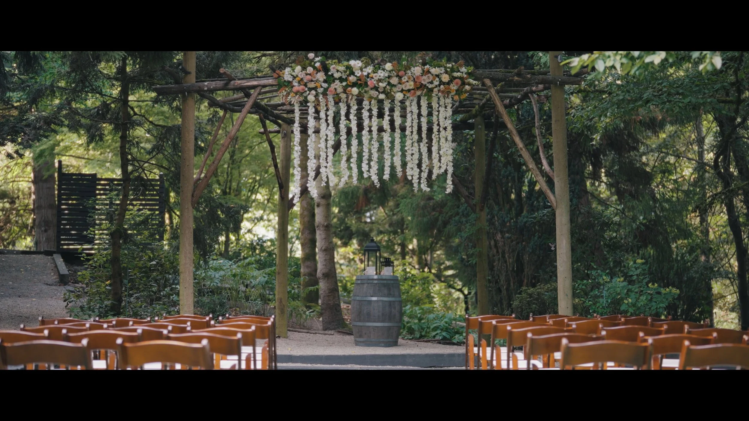 Outdoor ceremony under natural lighting at JM Cellars, Woodinville WA — Everseed Visuals