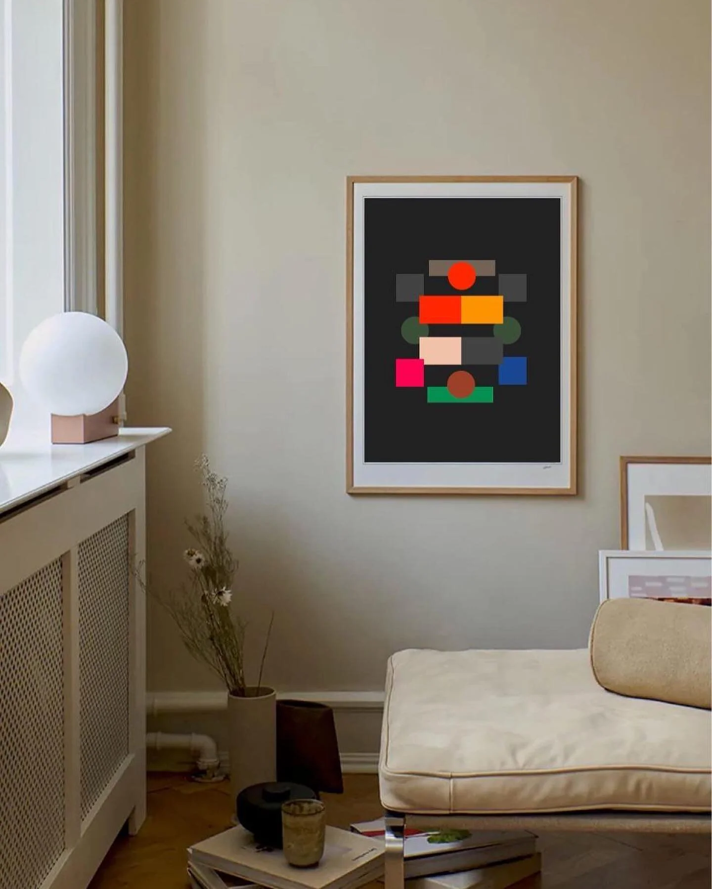 🌀Art is the journey of a free soul. Travel with our exclusive pieces from our online art shop. Shop now and get a special price! 
Fine art prints by: 
@derellite @guri.arte @cepedaercilia @pelucaspilasbubbles 
#artjourney #artgallery #onlineartgal