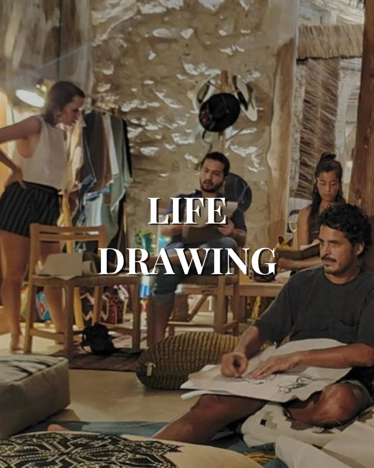✏️What is life drawing? It’s the act of drawing a living person, normally this means drawing a nude model in real life. Why nude? The easiest answer is that clothes aren’t alive. Looking at a living thing, and particularly a living person