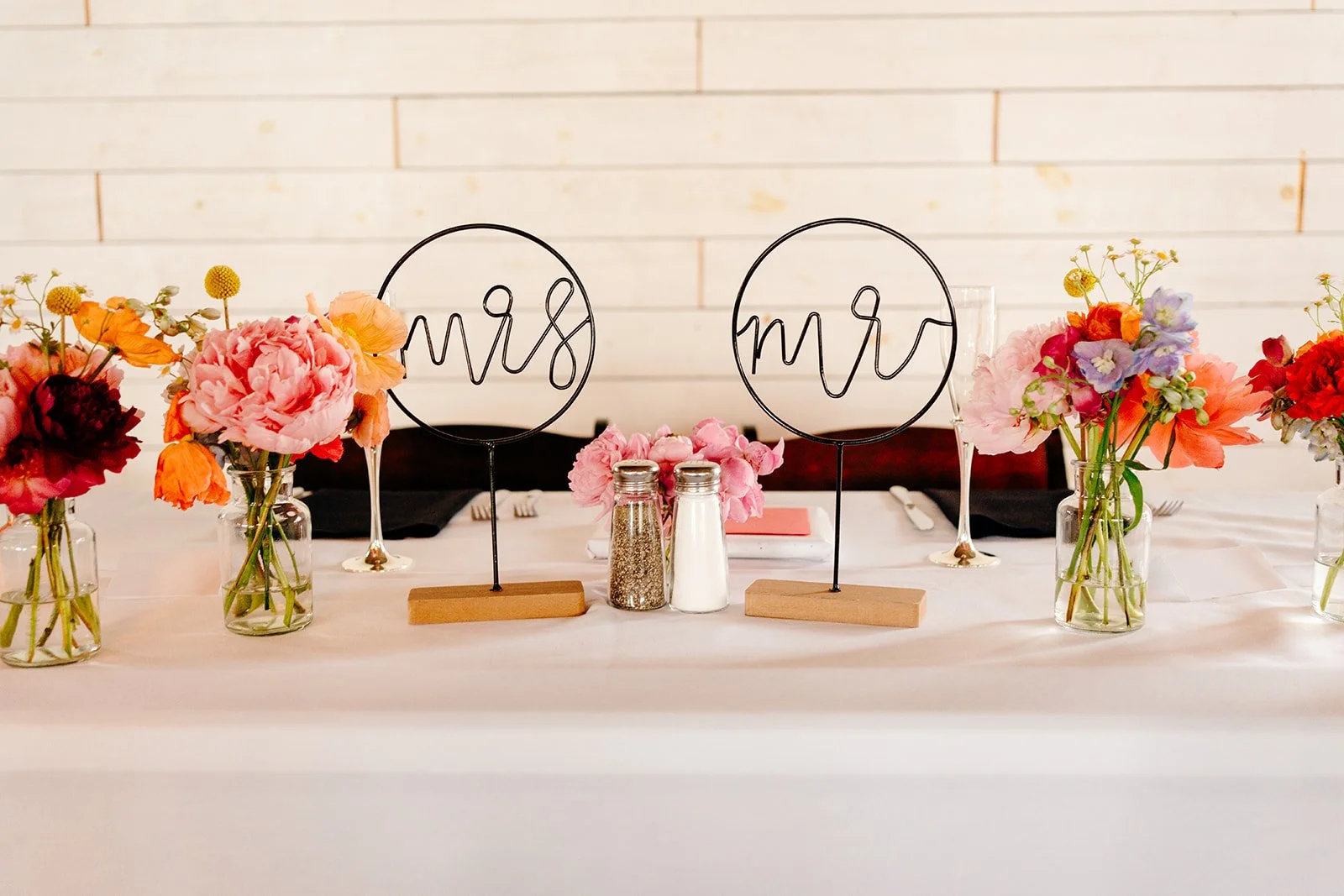 Colorful Wedding Flowers in Rochester, MN | Vibrant Floral Design by Darling Block Floral