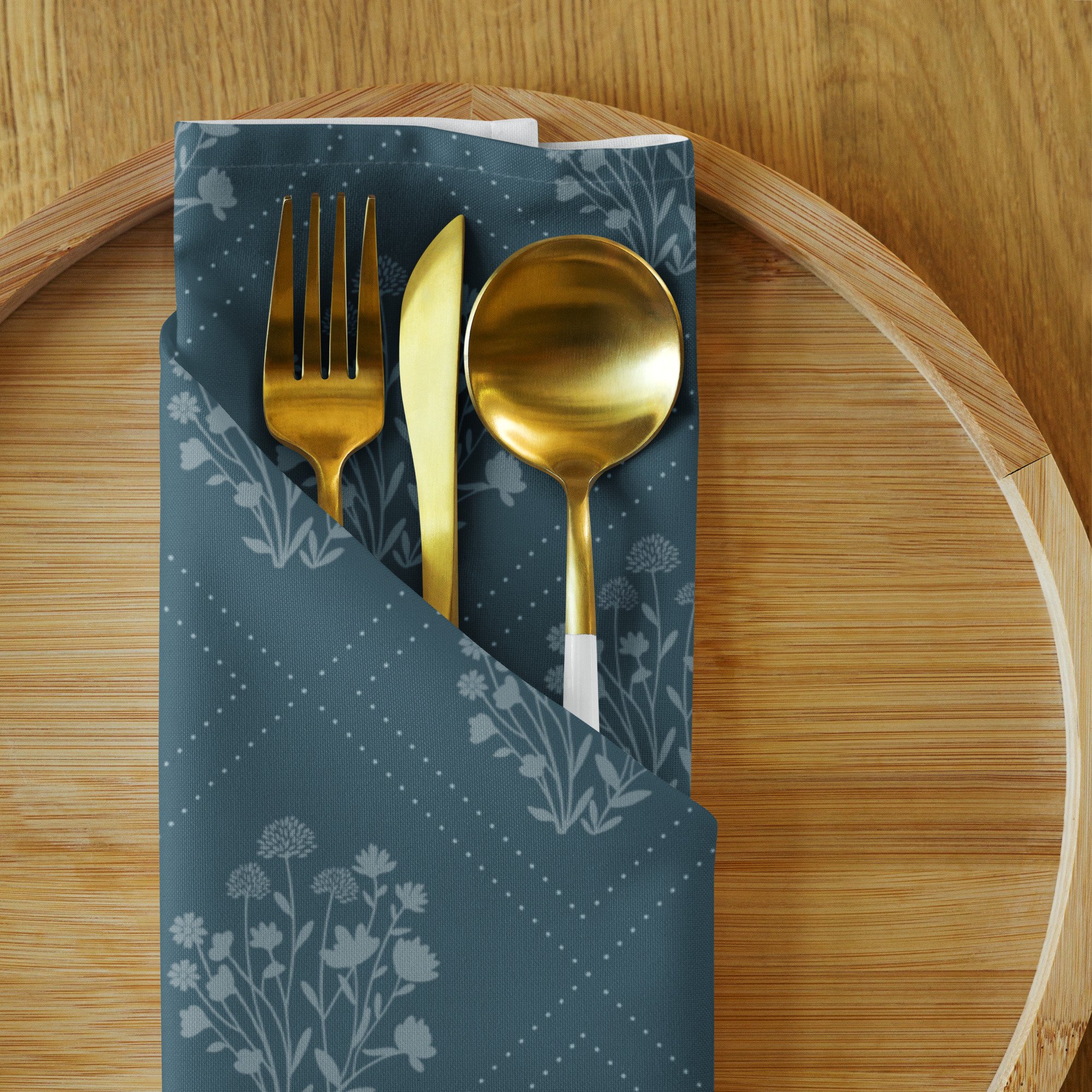 cloth-napkin-set-(4)-white-front-2-67d0a5f70e1ef.jpg