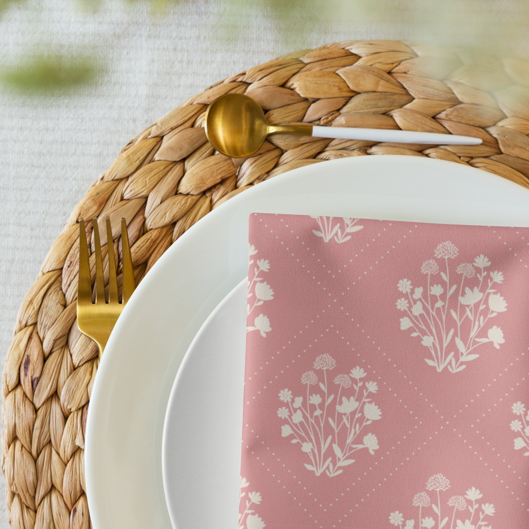 cloth-napkin-set-(4)-white-front-67d0abec3254e.jpg