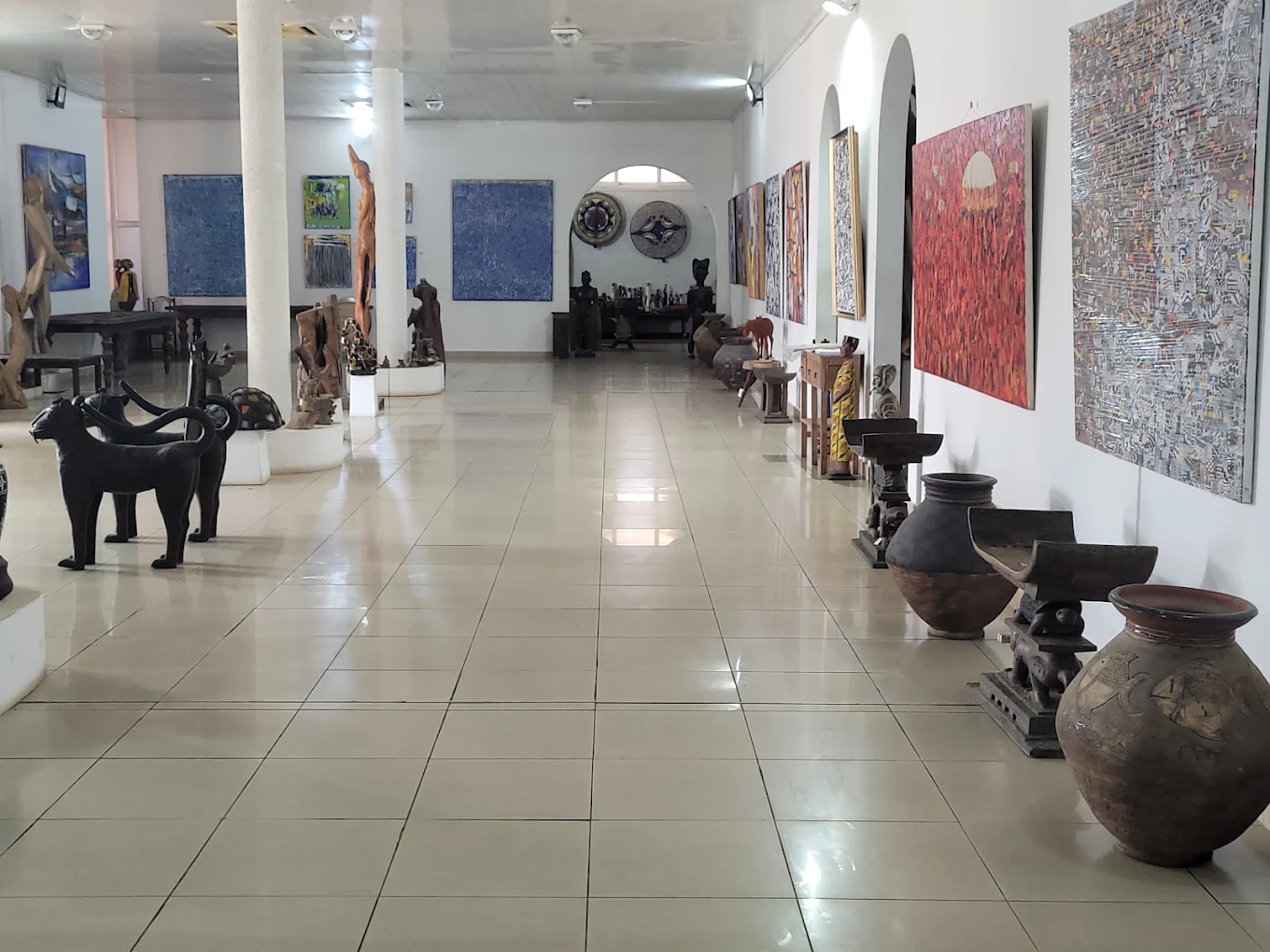 A A Gallery.png