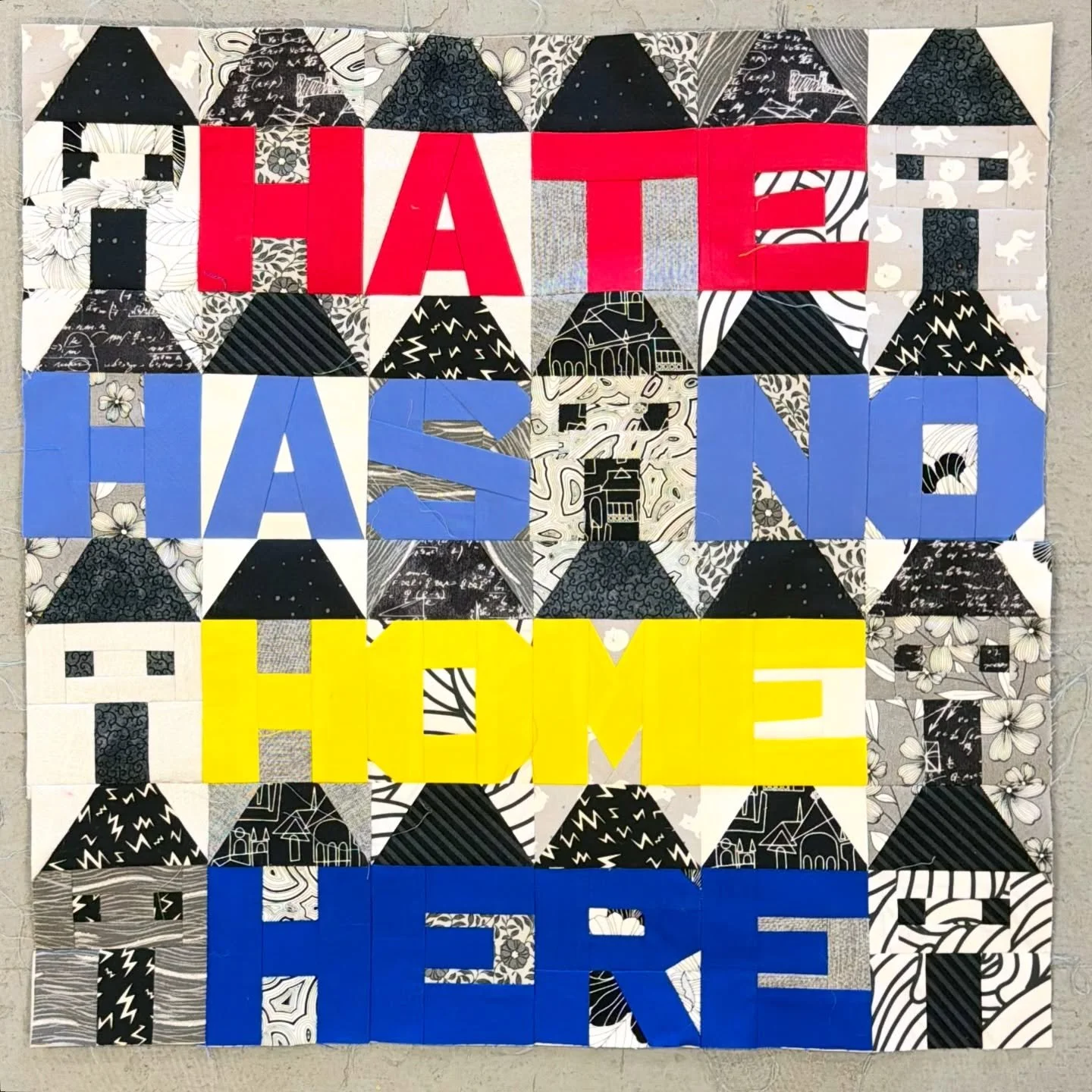 Finished this wall hanging top for @stlfencers in the club colors.

Just need to quilt and bind.

Pattern by @quiltbynight &ldquo;Hate Has No Home Here&rdquo; 24 x 24 in

#quiltbynight #quiltbynightpatterns #quiltbynightdesigns #hatehasnohomehere #st