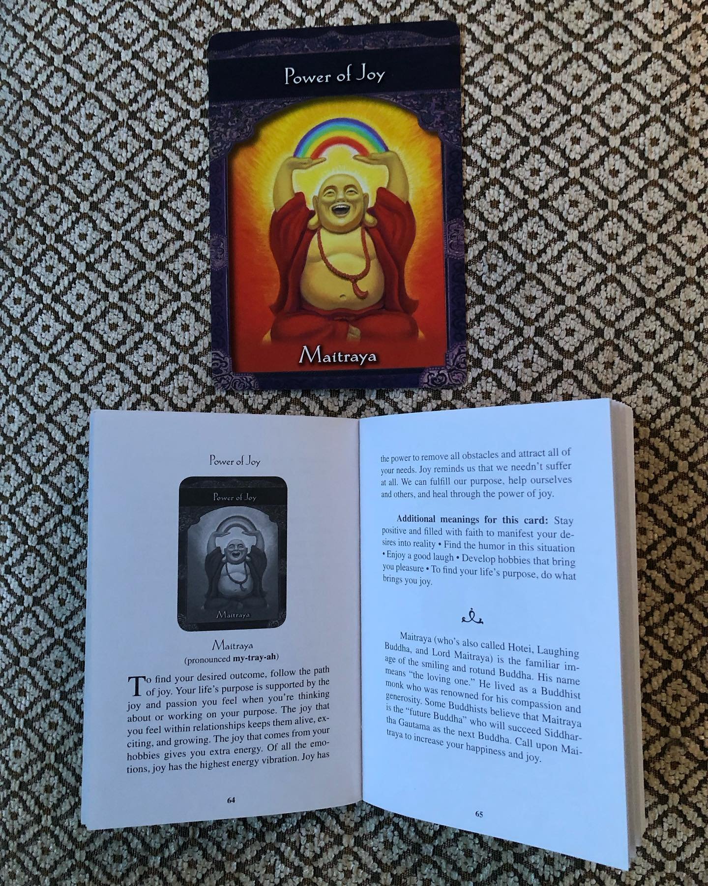 Felt called today to pull a card from the beautiful #ascendedmasters deck by #doreenvirtue . 

It made me so happy to just see the image of the laughing Buddha, and then to read about the Power of Joy. 

What really stood out for me was &ldquo;The jo