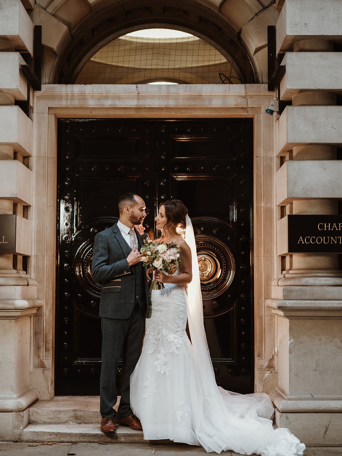 Holly and Michael (27 of 35).jpg