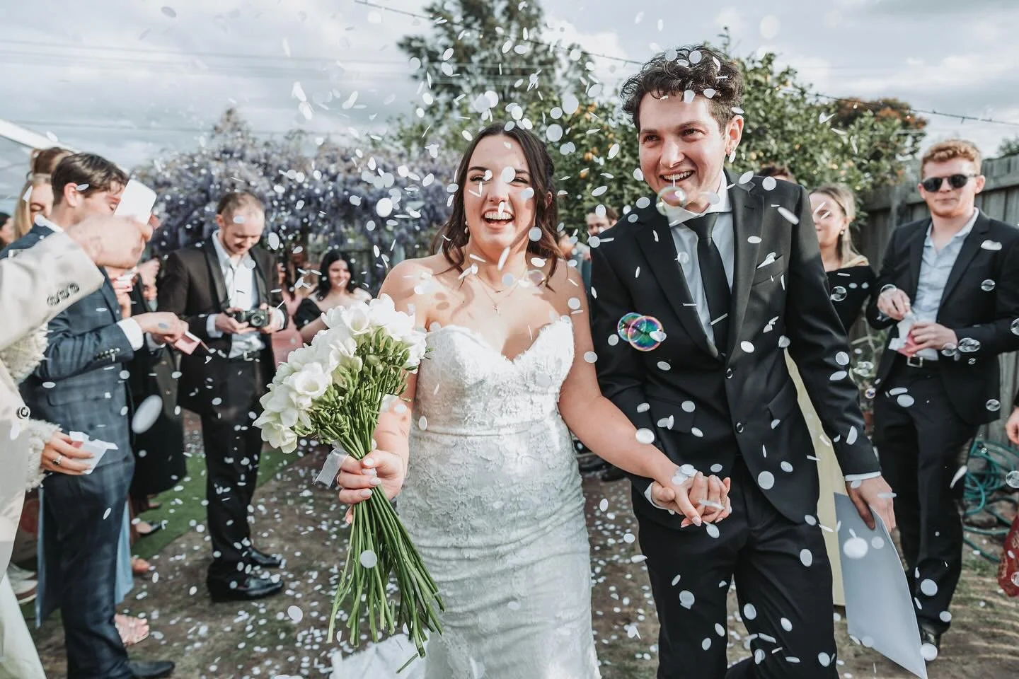 Happy 1 year anniversary to these two love birds 🤍🤍

Still the sweetest backyard wedding to date 🤩

#geelongweddingphotographer #geelongweddings #geelongbride #geelongphotographer #bellarineweddings #surfcoastweddings #torquayweddingphotographer #