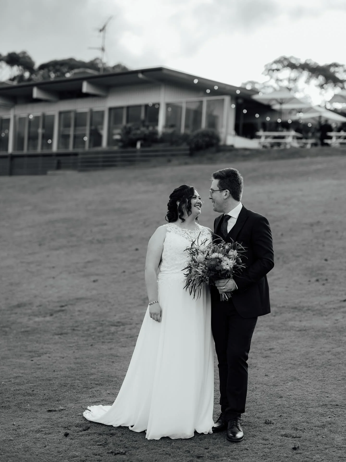 Lorne in black and white 🤍🖤

#geelongweddingphotographer #geelongweddings #geelongbride #geelongphotographer #bellarineweddings #surfcoastweddings #torquayweddingphotographer #greatoceanroadwedding #victoriaweddingphotographer #melbourneweddingphot