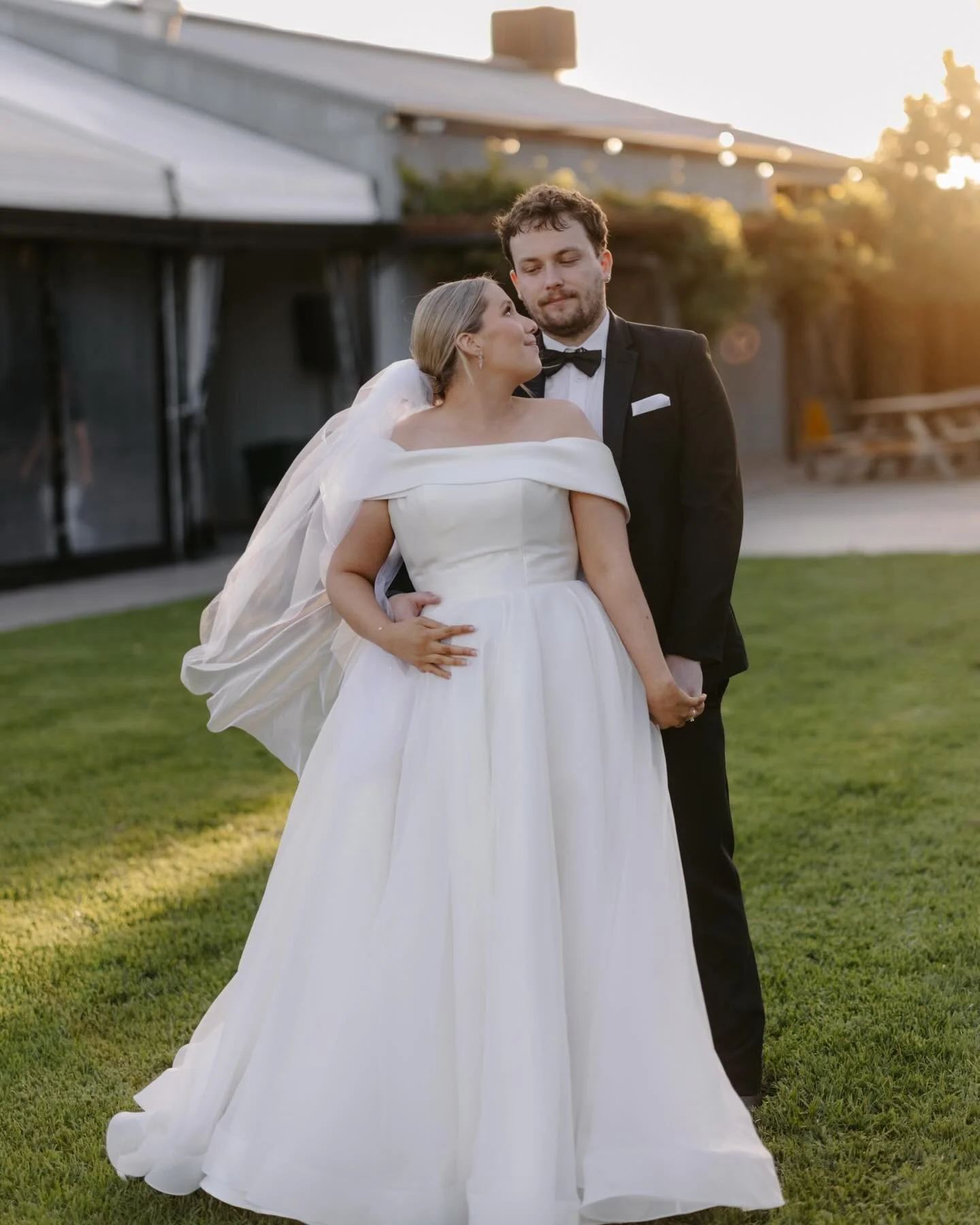 A few sneak peaks from Emma and Jaxon&rsquo;s wedding day 🤍 this one is a little special as I shot their engagement party a couple of years ago, and their maternity photos last year. Blessed to get to keep working with beautiful people. 

@rocklea_f
